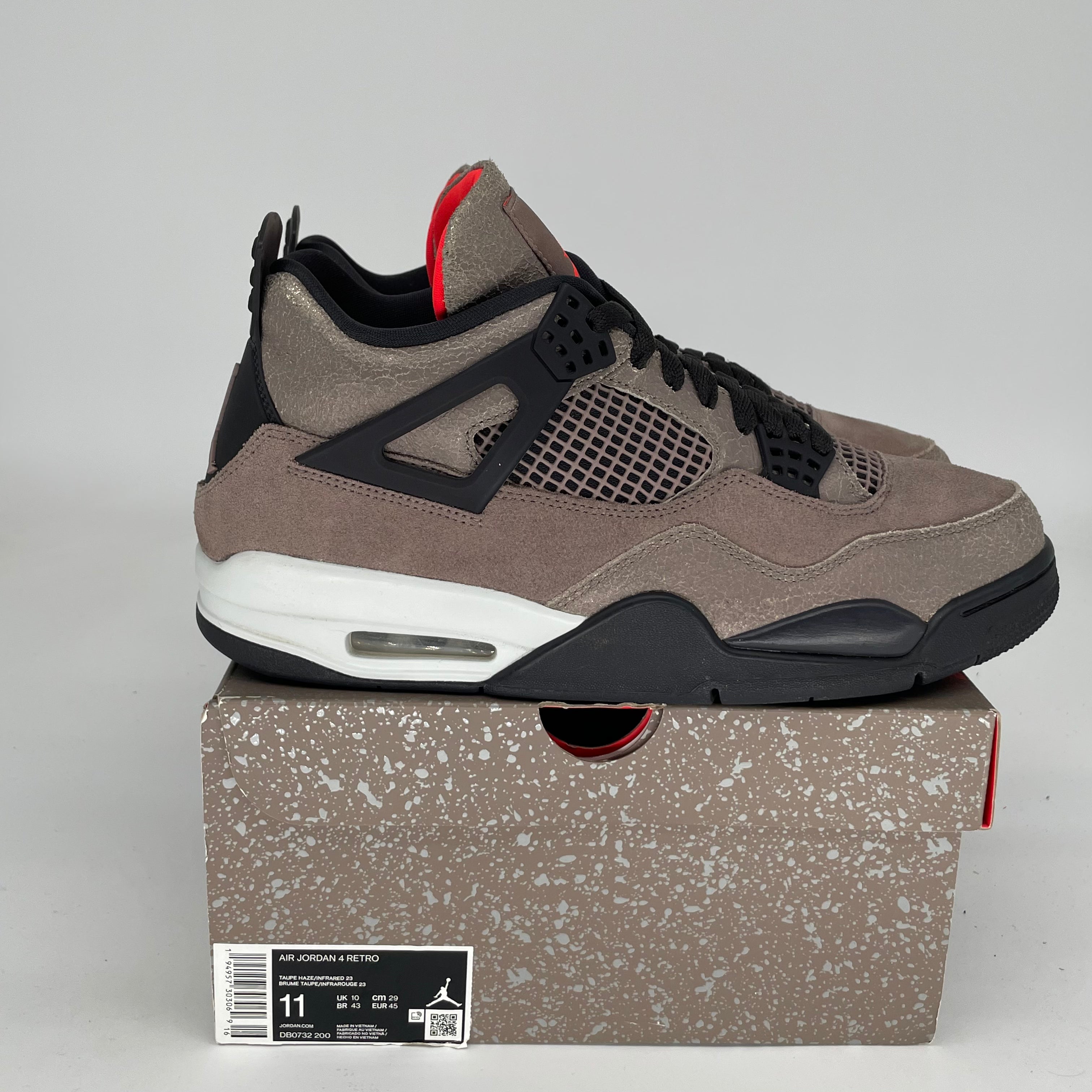 AIR JORDAN 4 TAUPE HAZE SIZE 11 DB0732-200