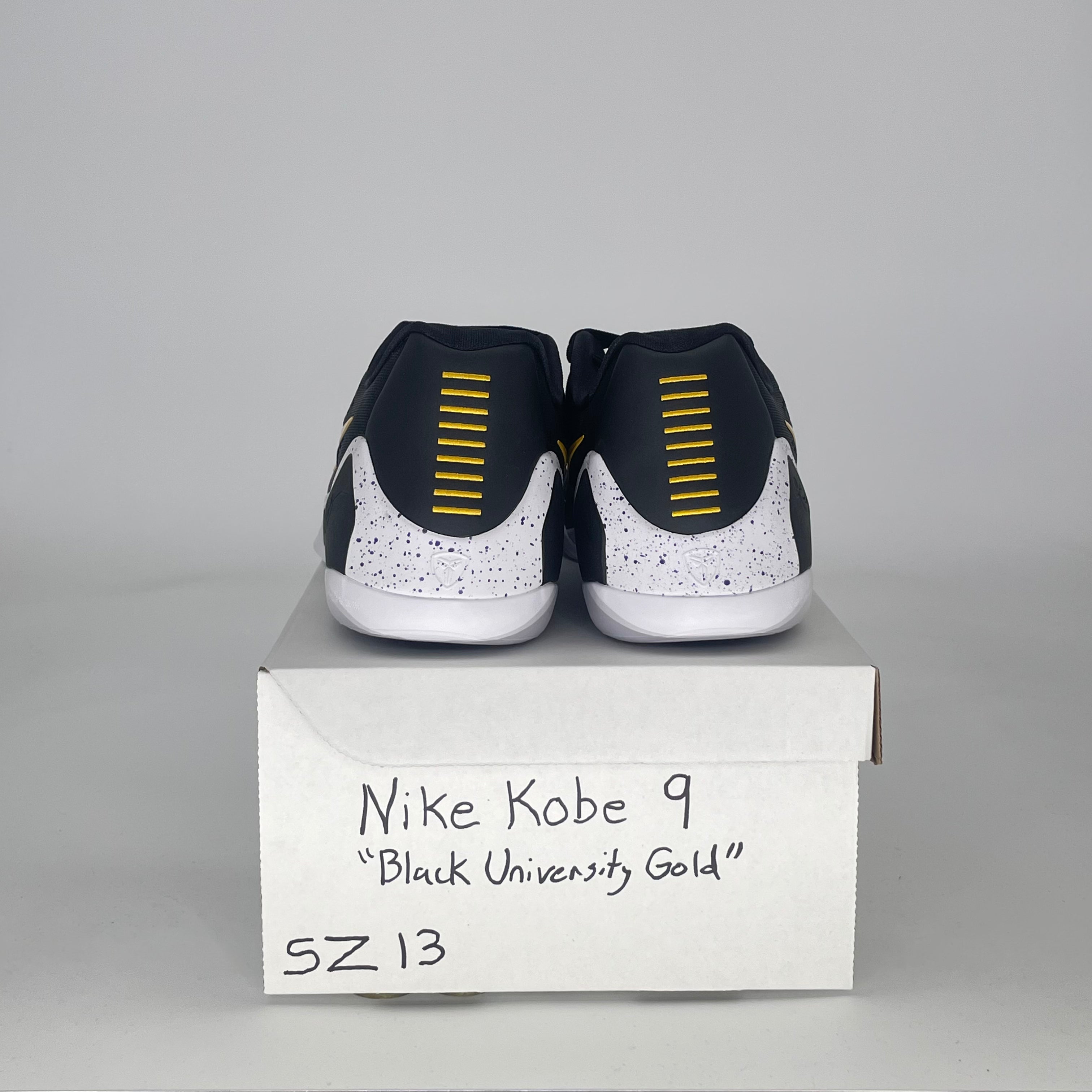 NIKE KOBE 9 EM LOW PROTRO BLACK UNIVERSITY GOLD IH1401-002 SIZE 13/14.5W