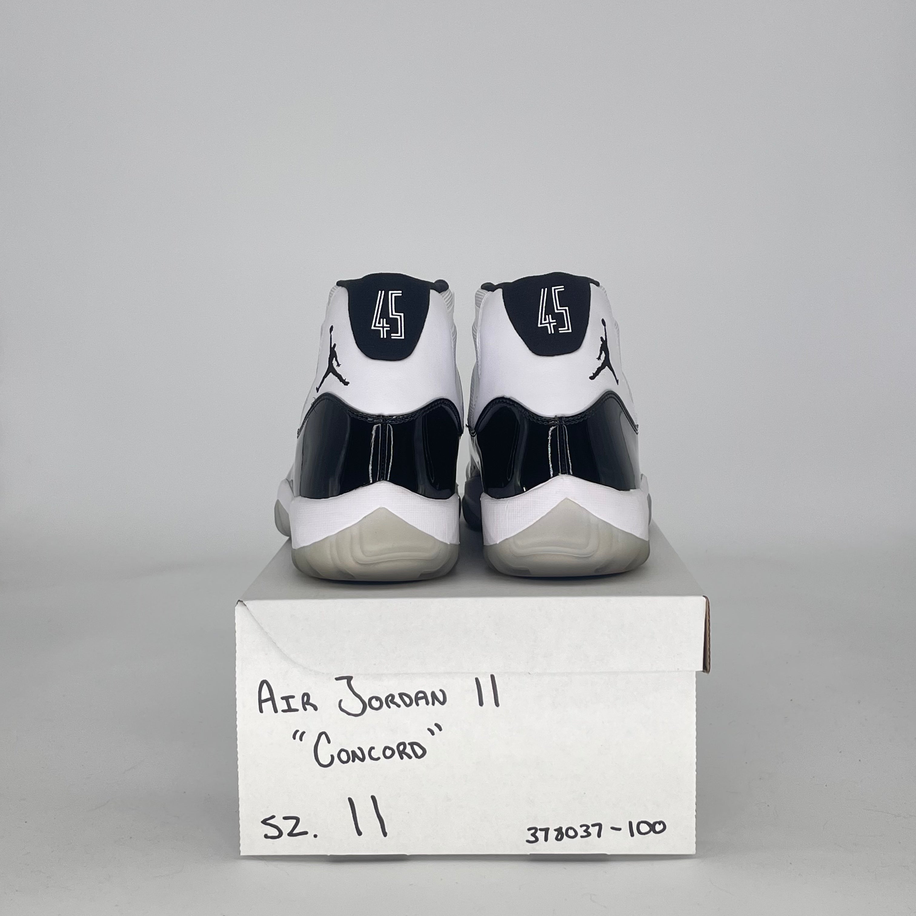 AIR JORDAN 11 CONCORD 378037-100 SIZE 11/12.5W