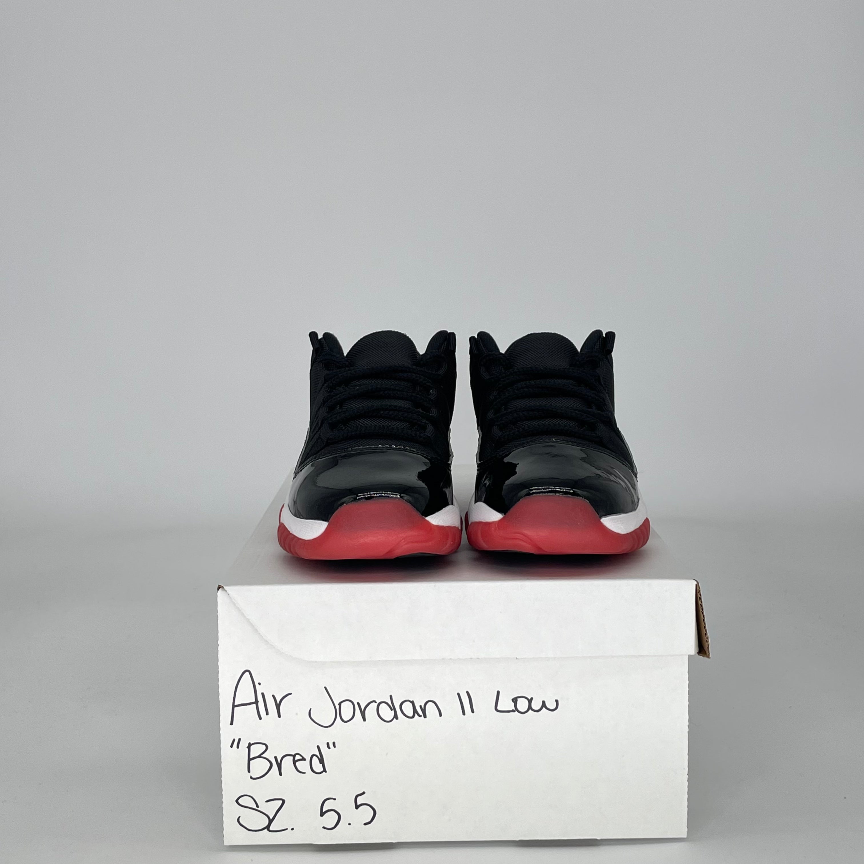 AIR JORDAN 11 LOW BRED FV5121-006 SIZE 5.5/7W GS
