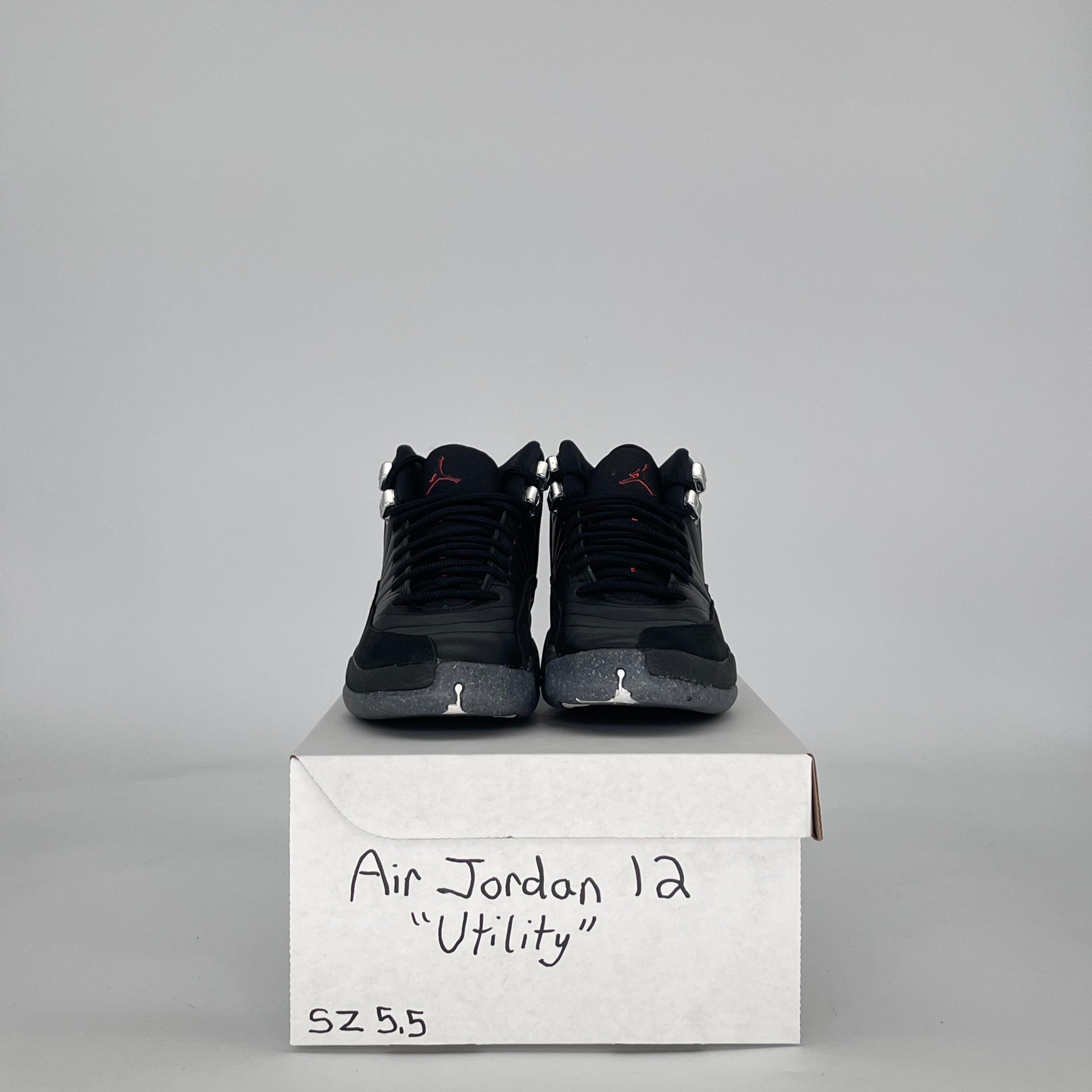 AIR JORDAN 12 UTILITY DM5204-006 SIZE 5.5/7W GS