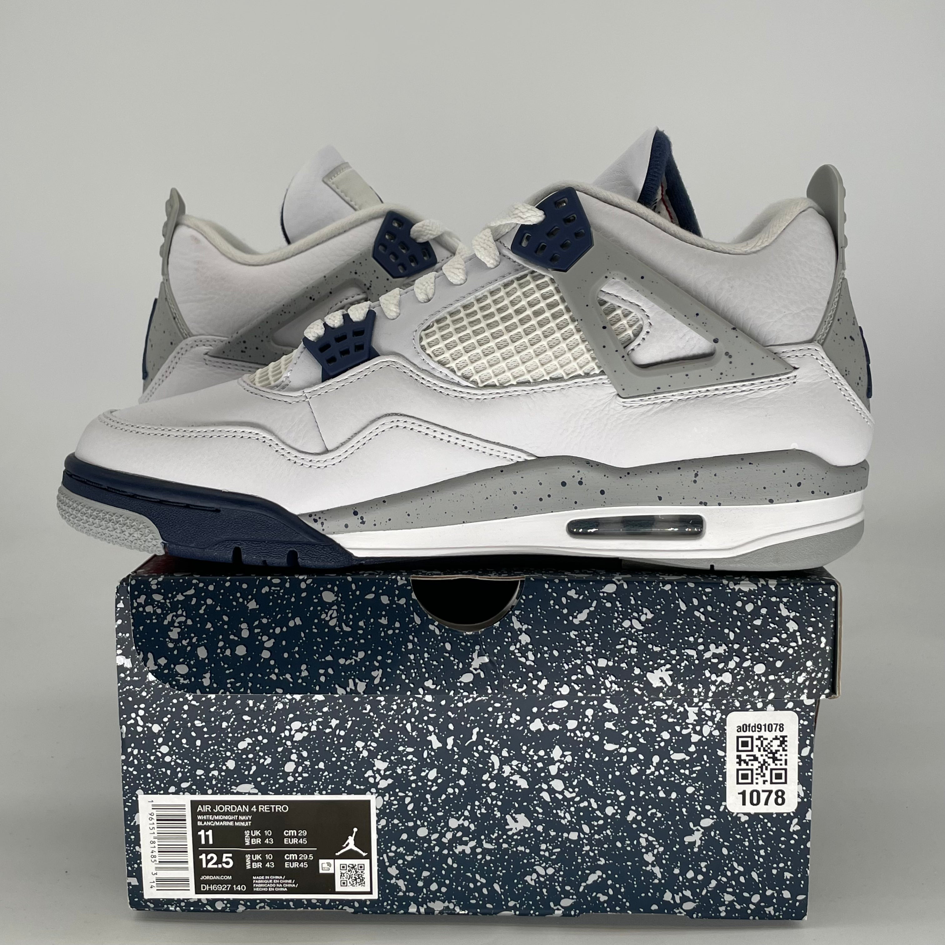AIR JORDAN 4 MIDNIGHT NAVY DH6927-140 SIZE 11/12.5W