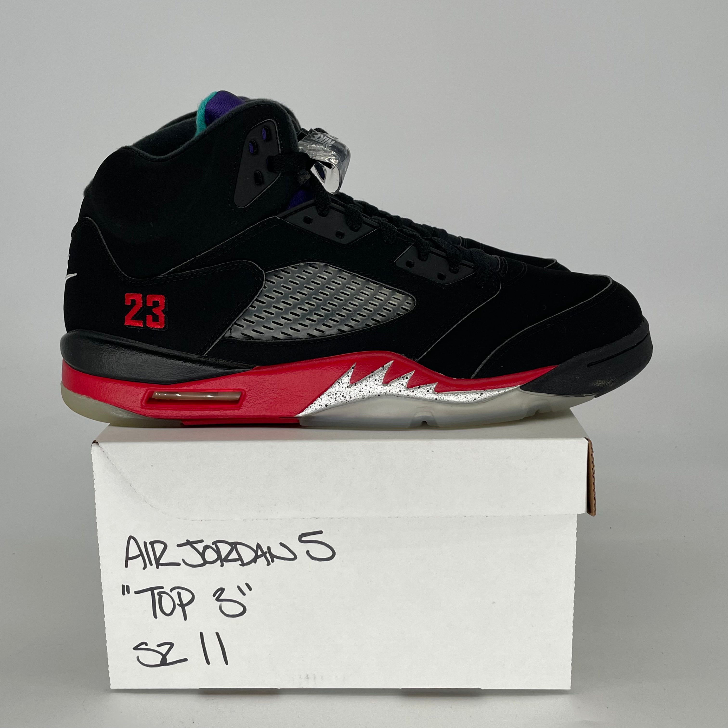 AIR JORDAN 5 TOP 3 CZ1786-001 SIZE 11/12.5W
