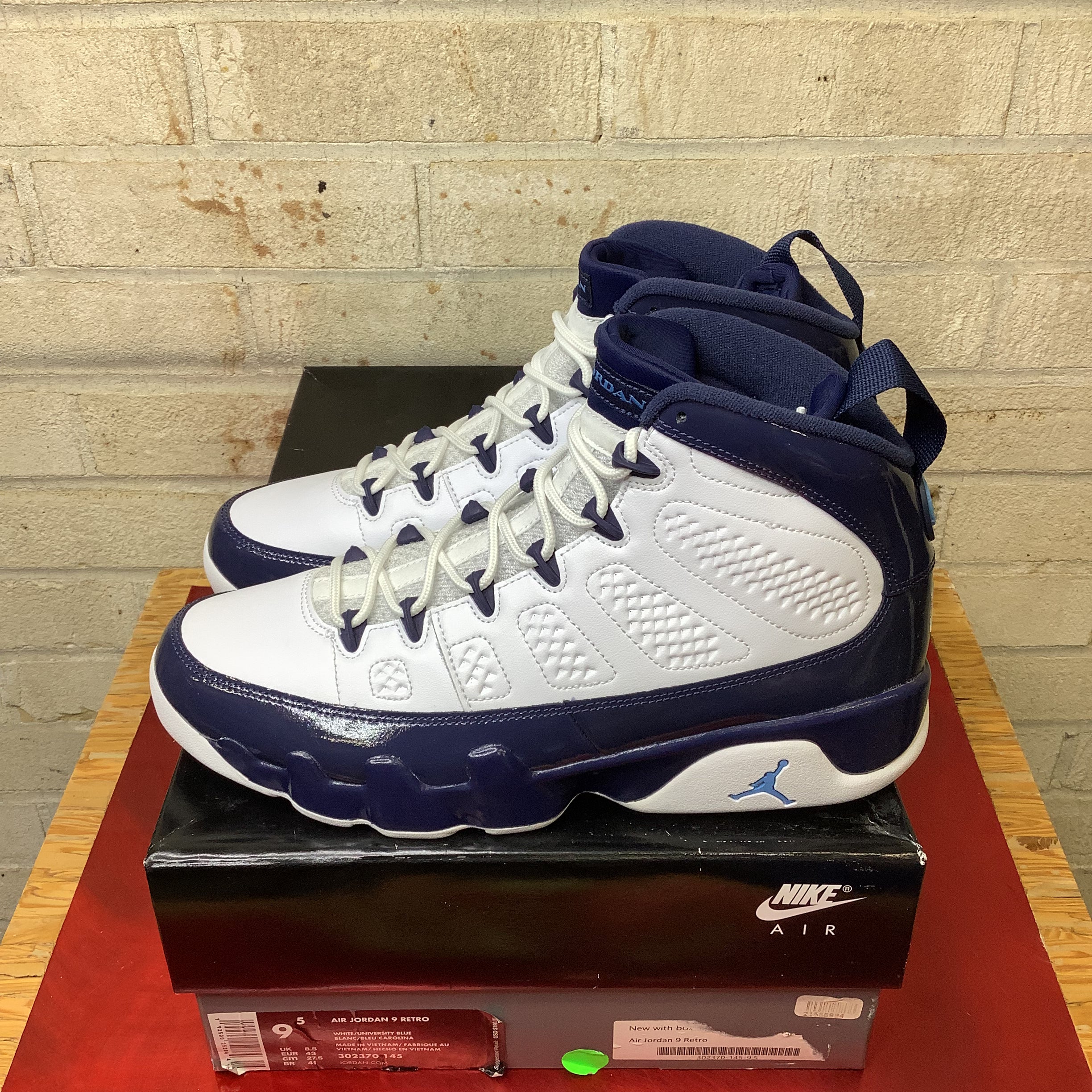 AIR JORDAN 9 PEARL BLUE SIZE 9.5 302370-145