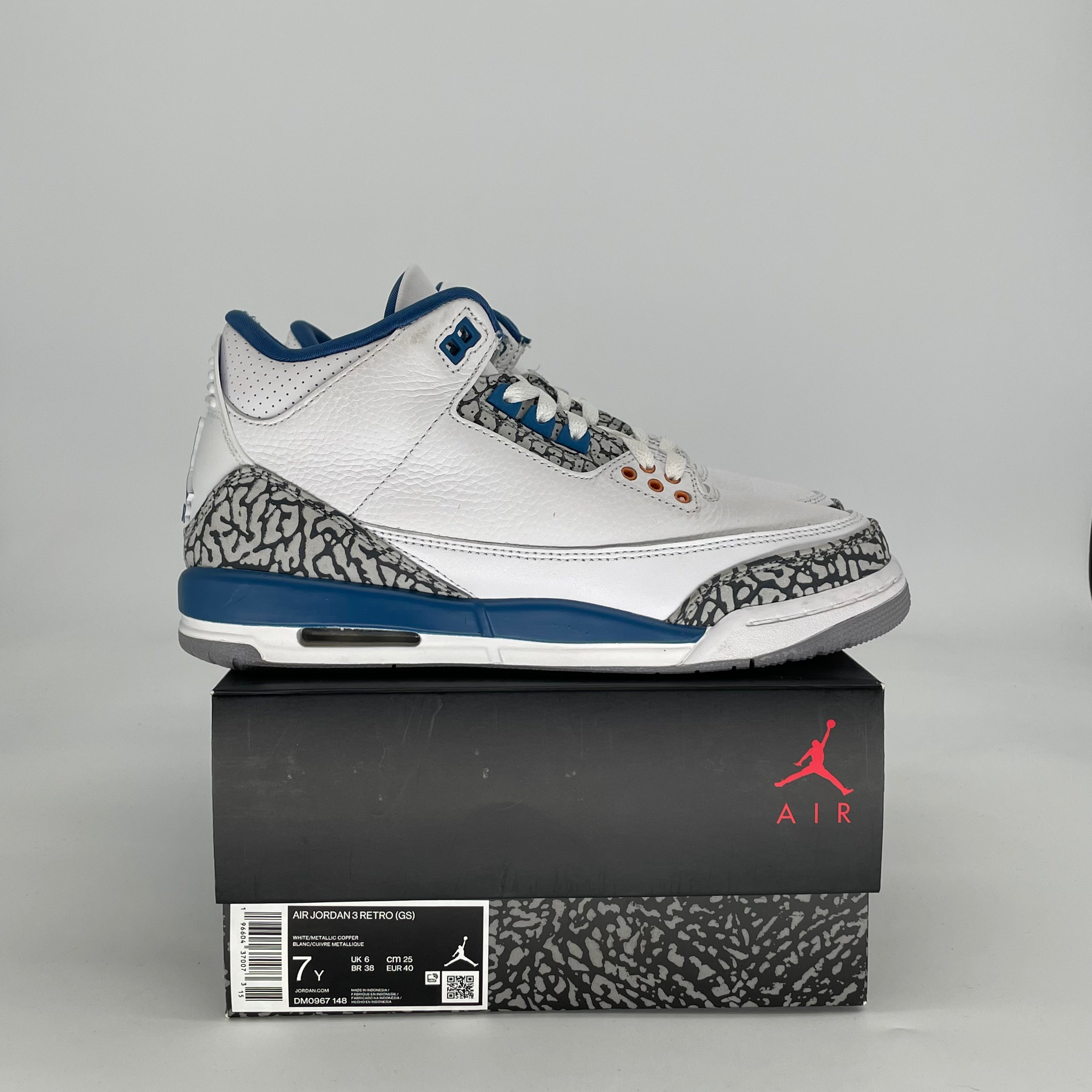 AIR JORDAN 3 WIZARDS DM0967-148 SIZE 7/8.5W