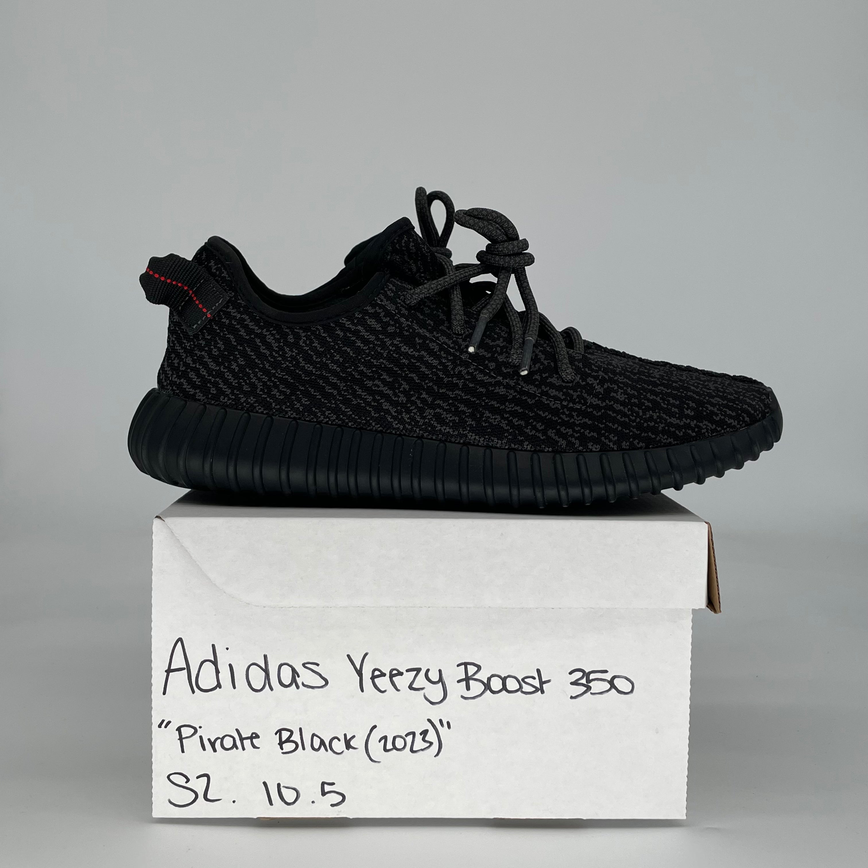 ADIDAS YEEZY BOOST 350 PIRATE BLACK (2023) BB5350 SIZE 10.5/12W