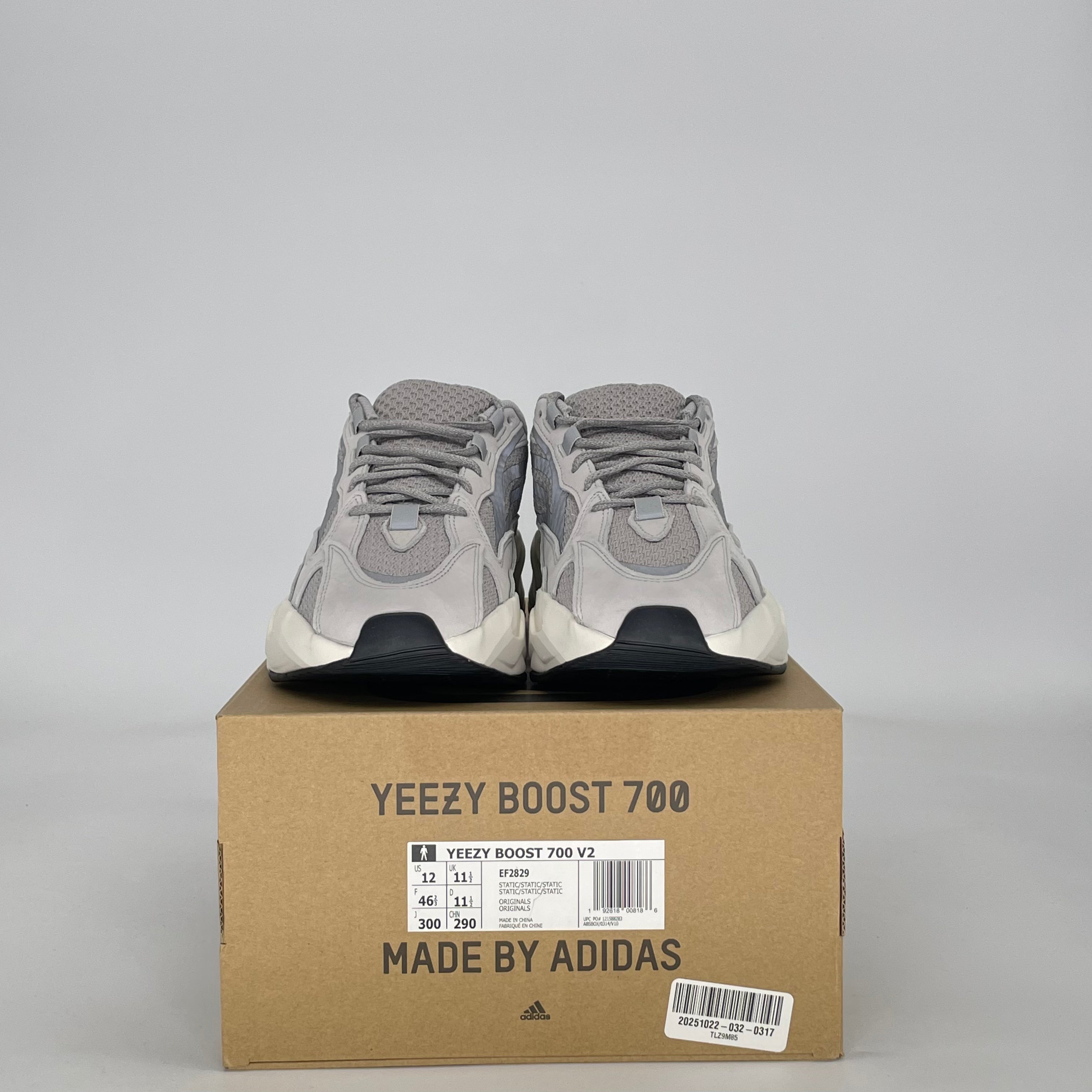 ADIDAS YEEZY 700 V2 STATIC EF2829 SIZE 12/13.5W