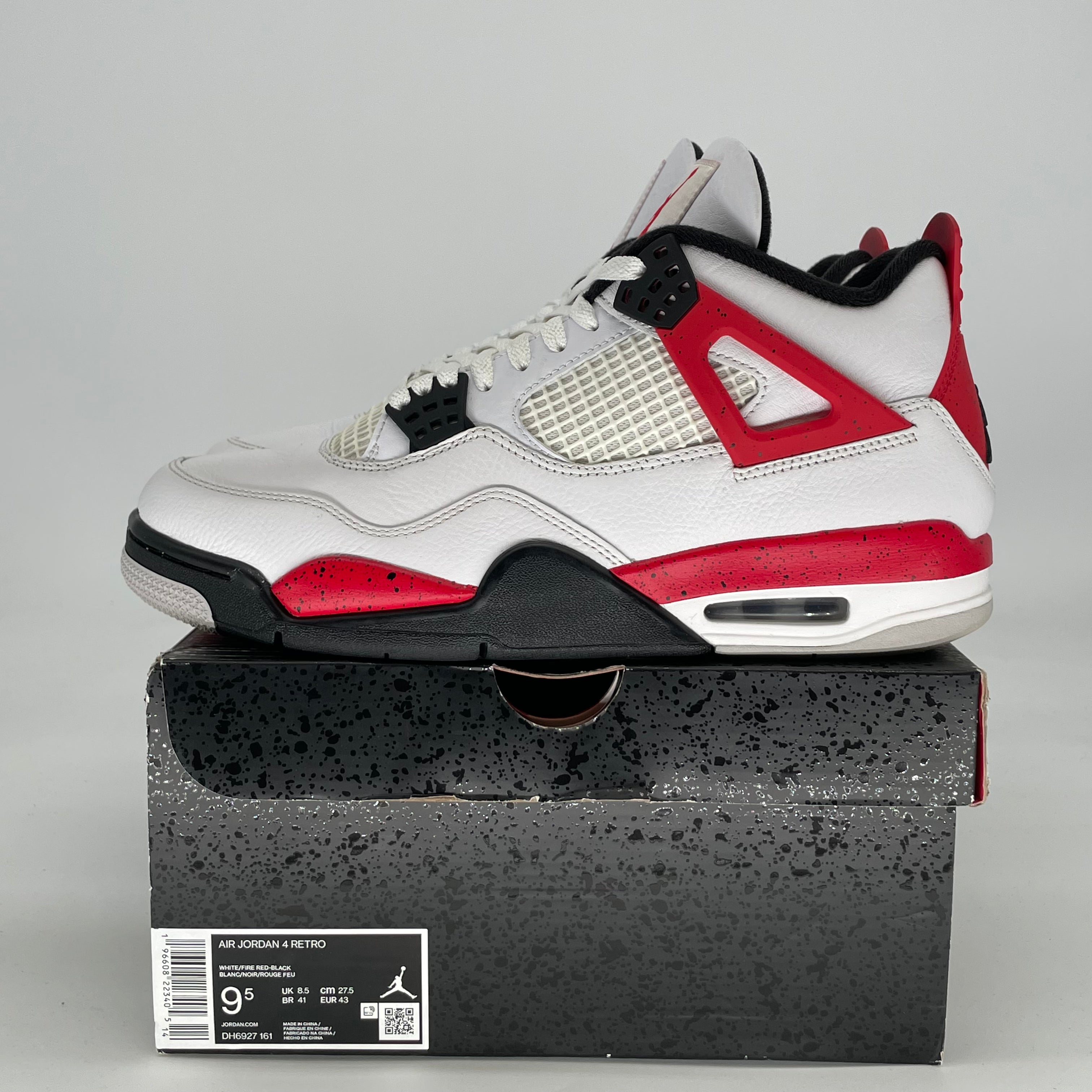 AIR JORDAN 4 RED CEMENT DH6927-161 SIZE 9.5/11W