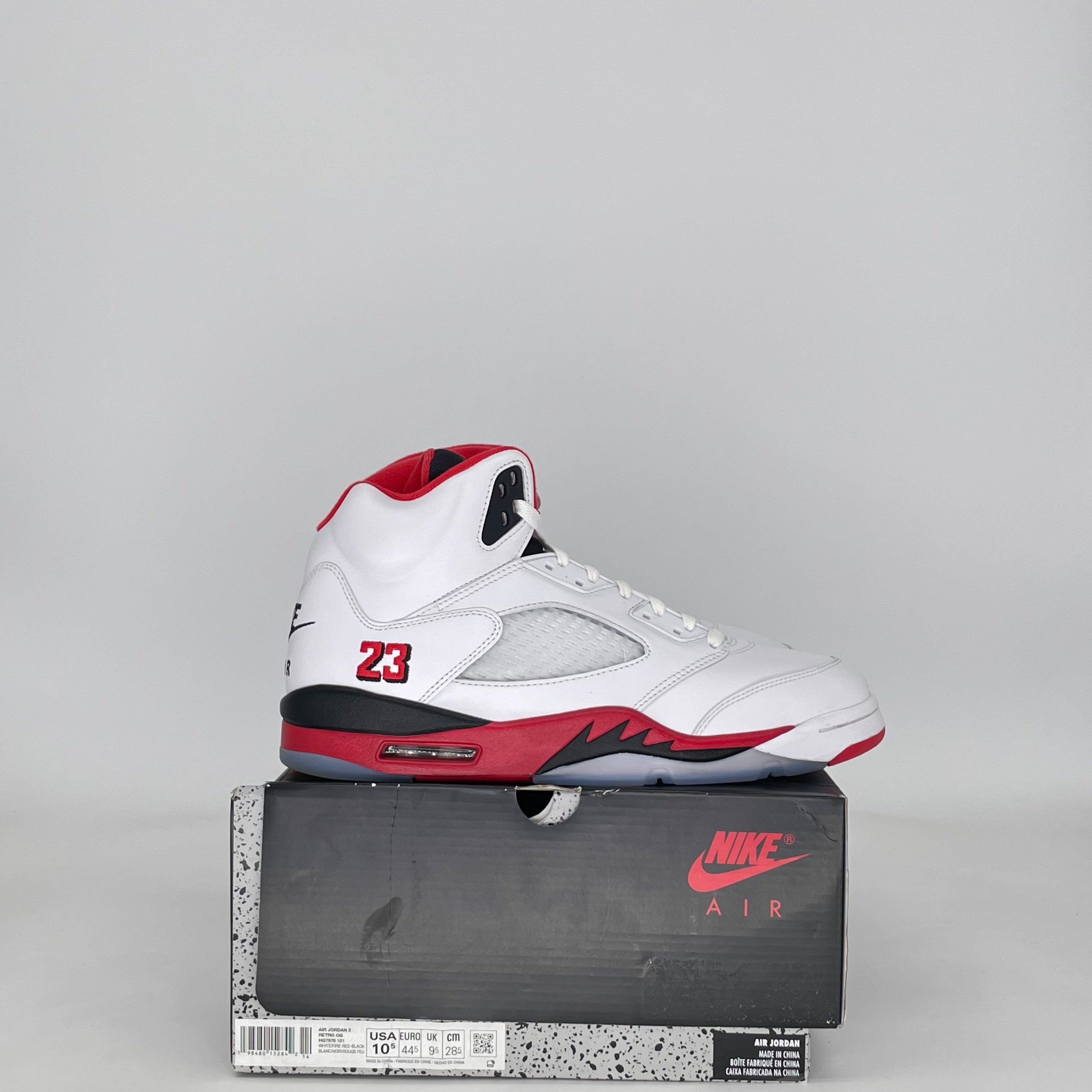 AIR JORDAN 5 FIRE RED BLACK TONGUE HQ7978-101 SIZE 10.5/12W