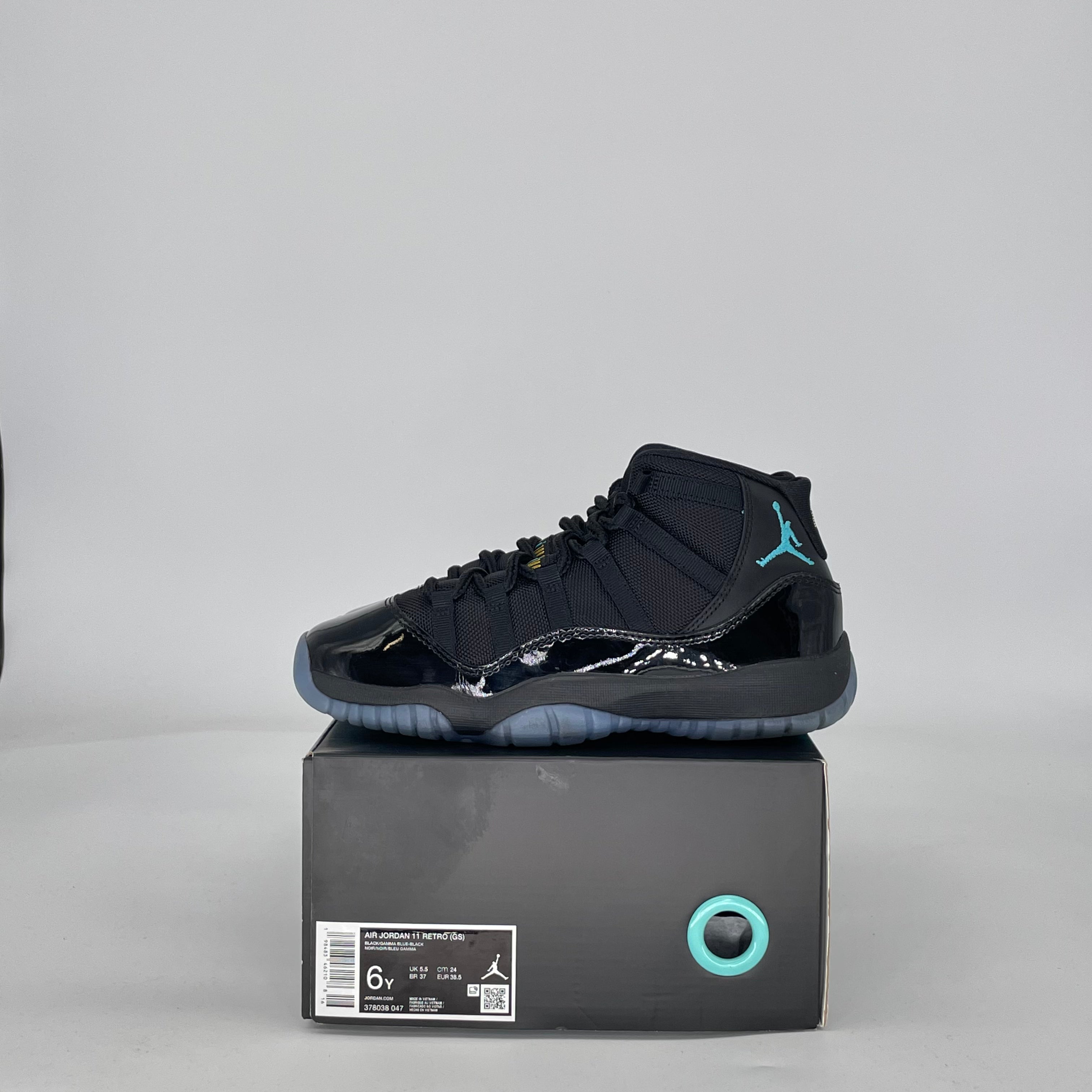 AIR JORDAN 11 GAMMA BLUE 378038-047 SIZE 6/7.5W GS