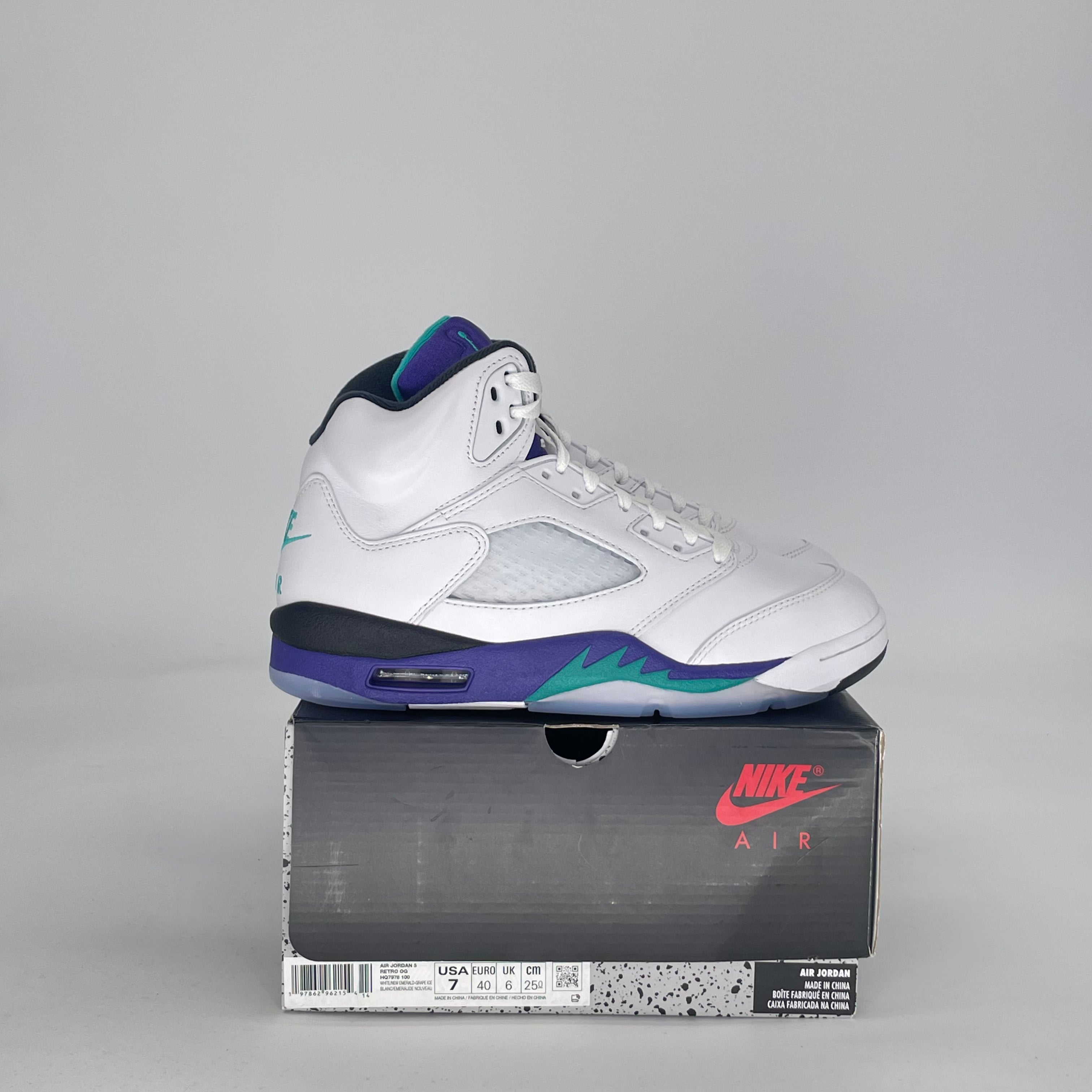 AIR JORDAN 5 GRAPE HQ7978-100 SIZE 7/8.5W GS