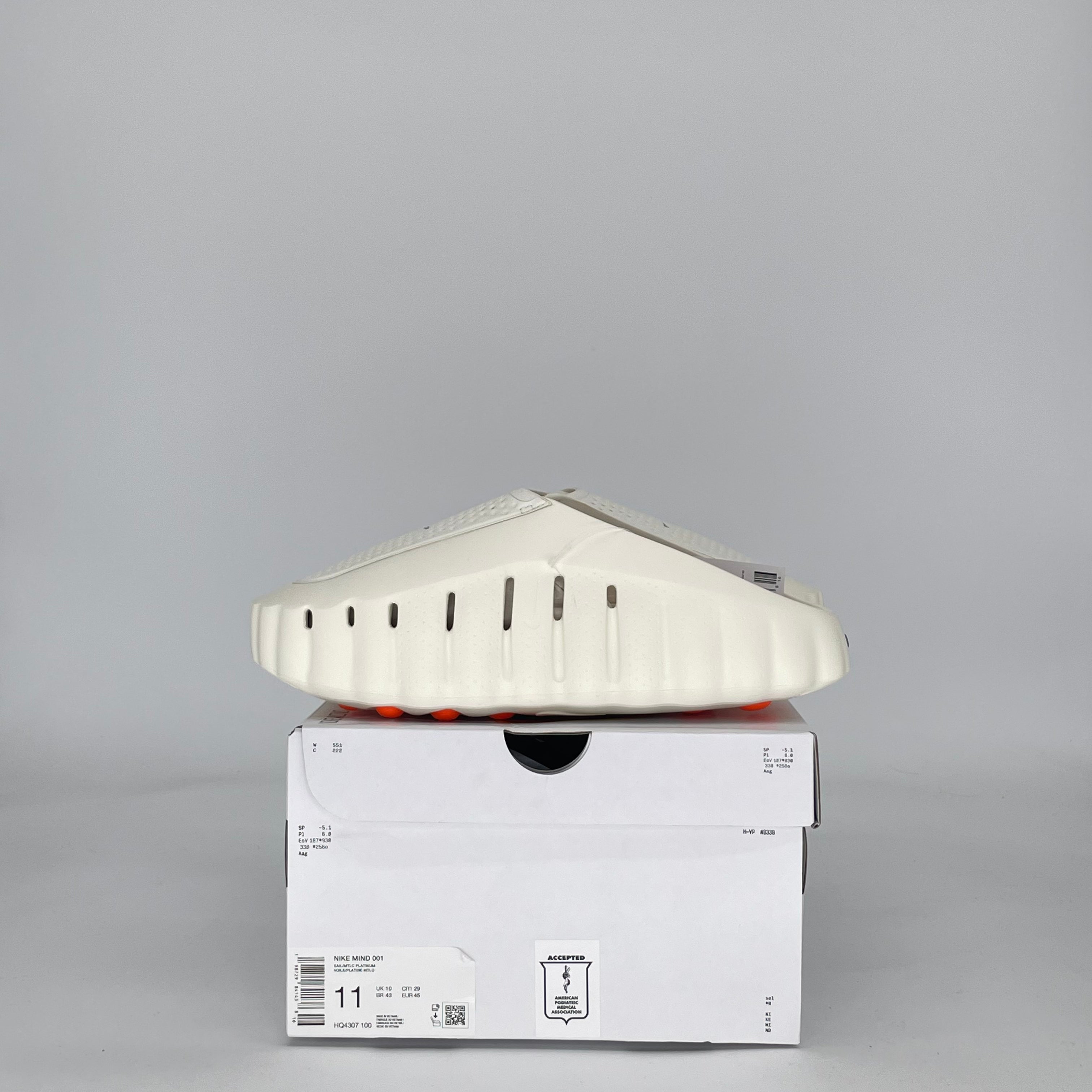 NIKE MIND 001 SLIDE SAIL HQ4307-100 SIZE 11/12.5W