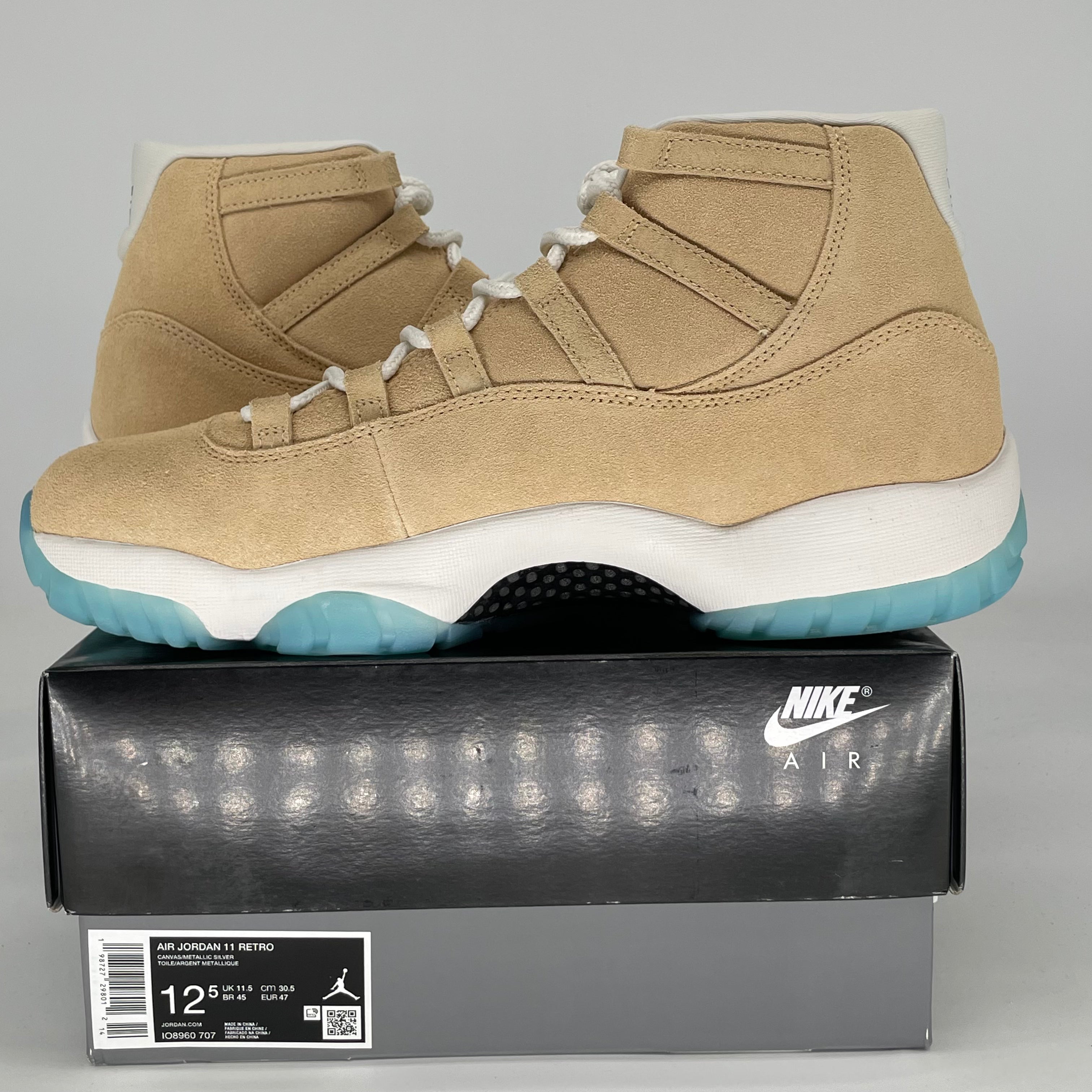 AIR JORDAN 11 RETRO H TOWN IO8960-707 SIZE 12.5/14W