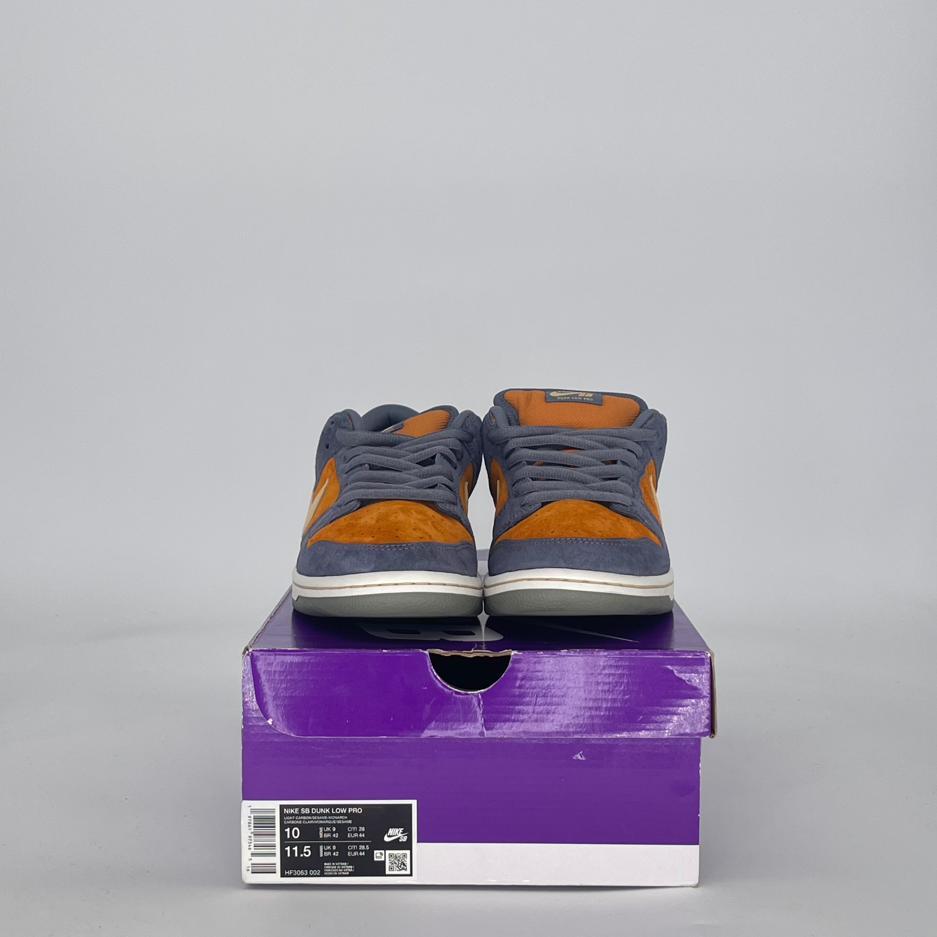 NIKE SB DUNK LOW LIGHT CARBON MONARCH HF3063-002 SIZE 10/11.5W