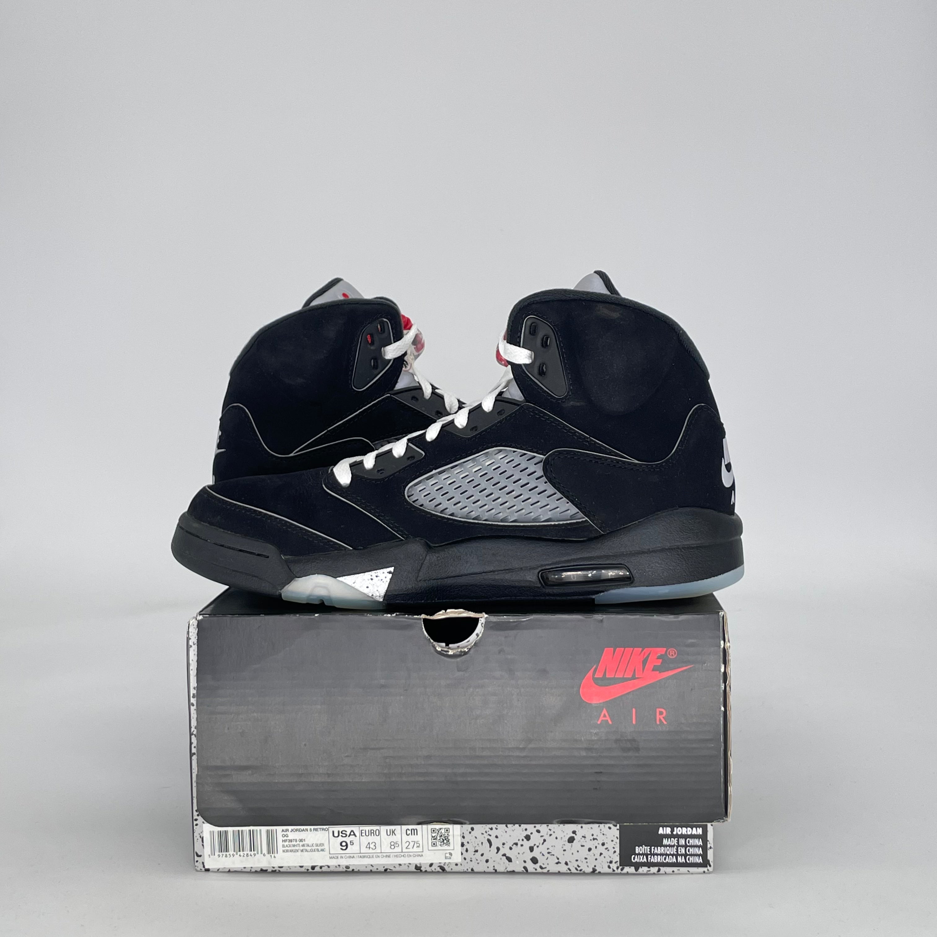 AIR JORDAN 5 BLACK METALLIC REIMAGINED HF3975-001 SIZE 9.5/11W