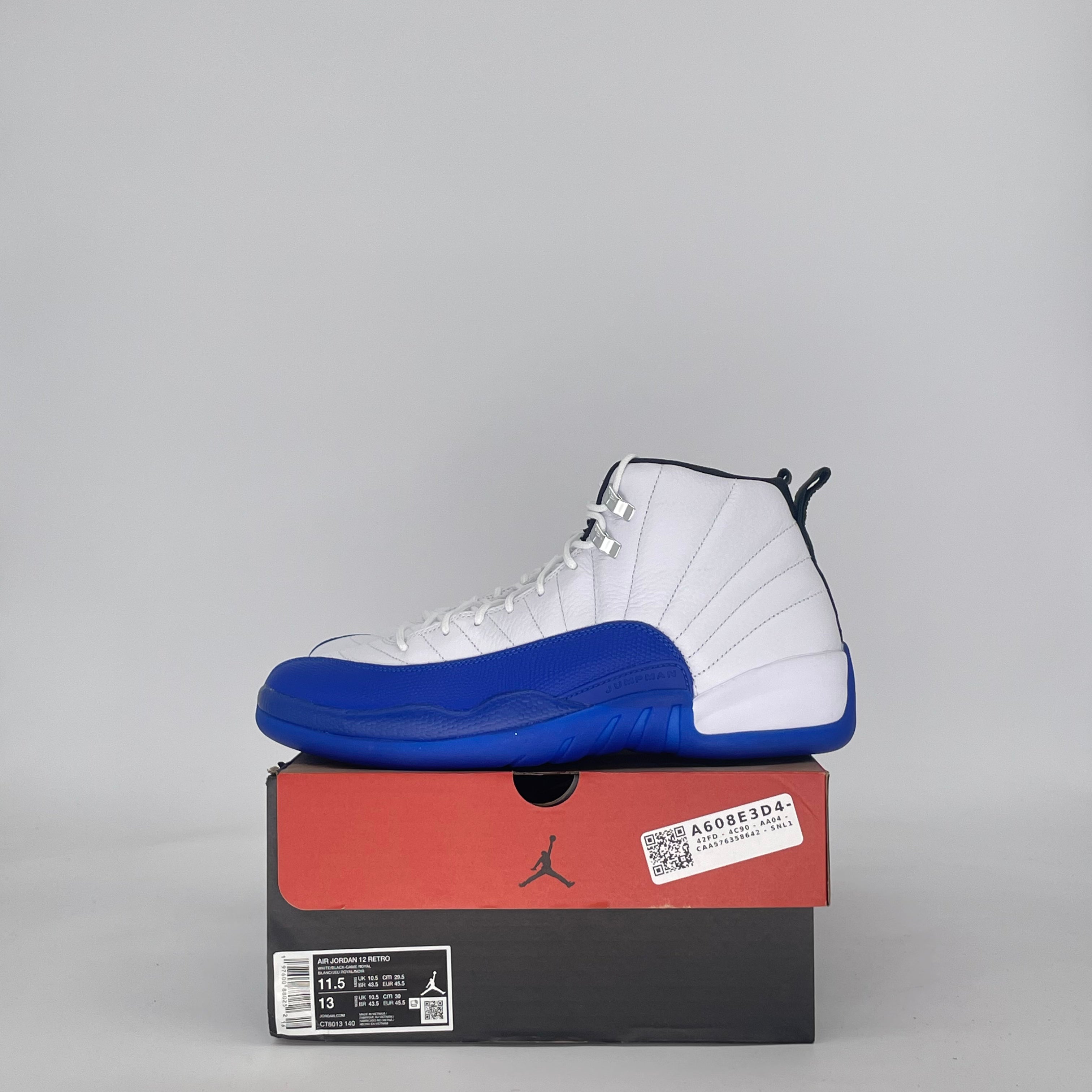 AIR JORDAN 12 BLUEBERRY CT8013-140 SIZE 11.5/13W