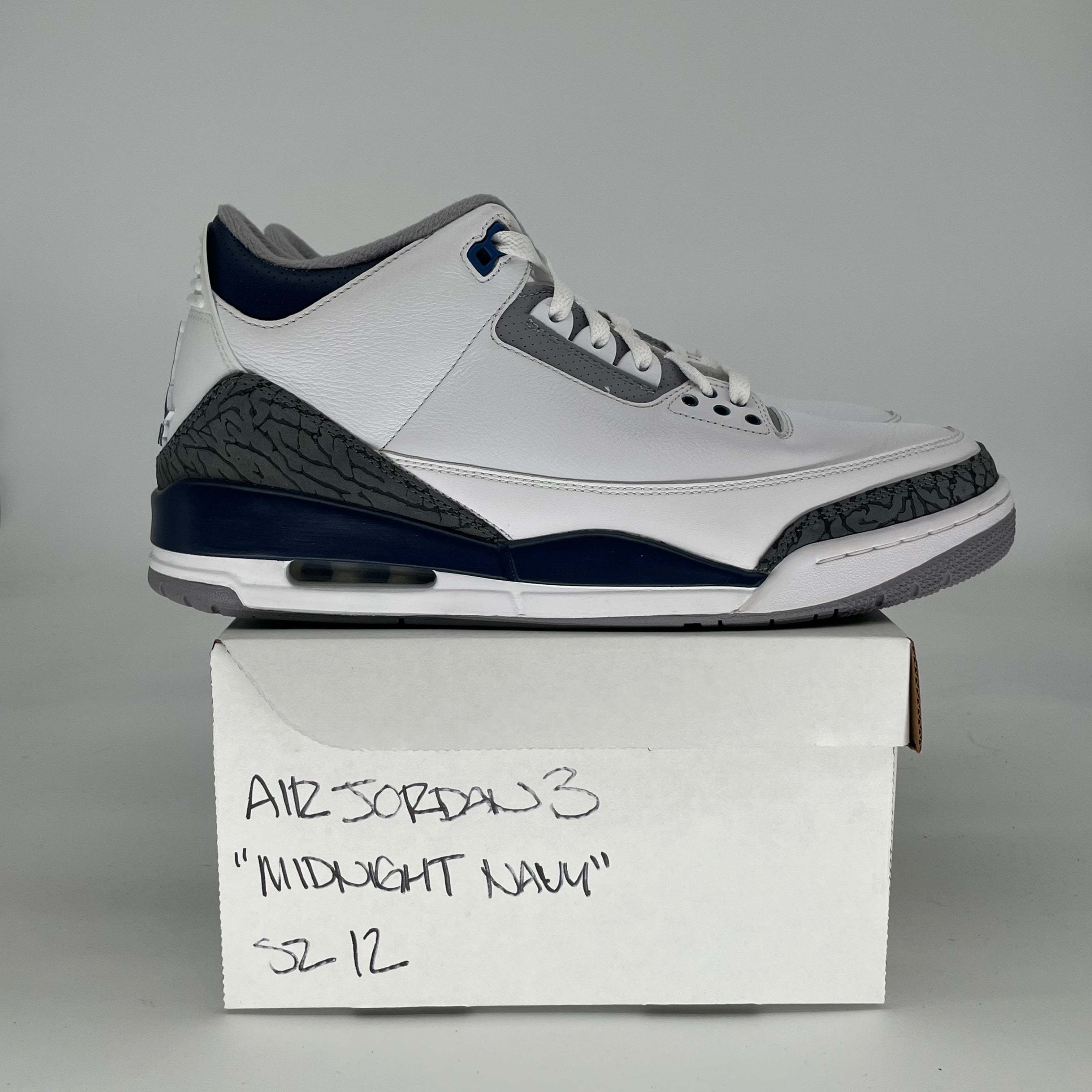 AIR JORDAN 3 MIDNIGHT NAVY CT8532-140 SIZE 12/13.5W