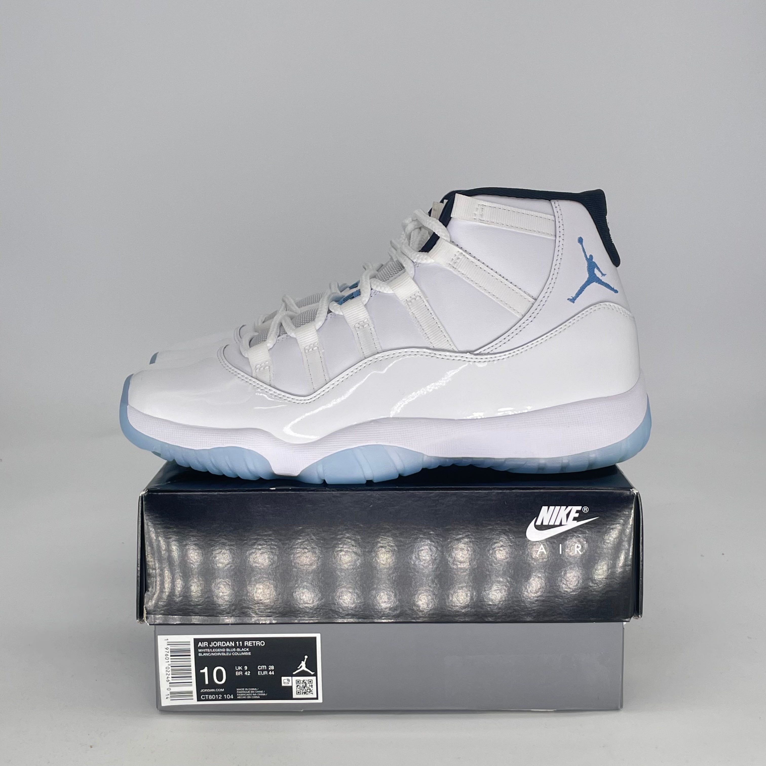 AIR JORDAN 11 LEGEND BLUE CT8012-104 SIZE 10/11.5W