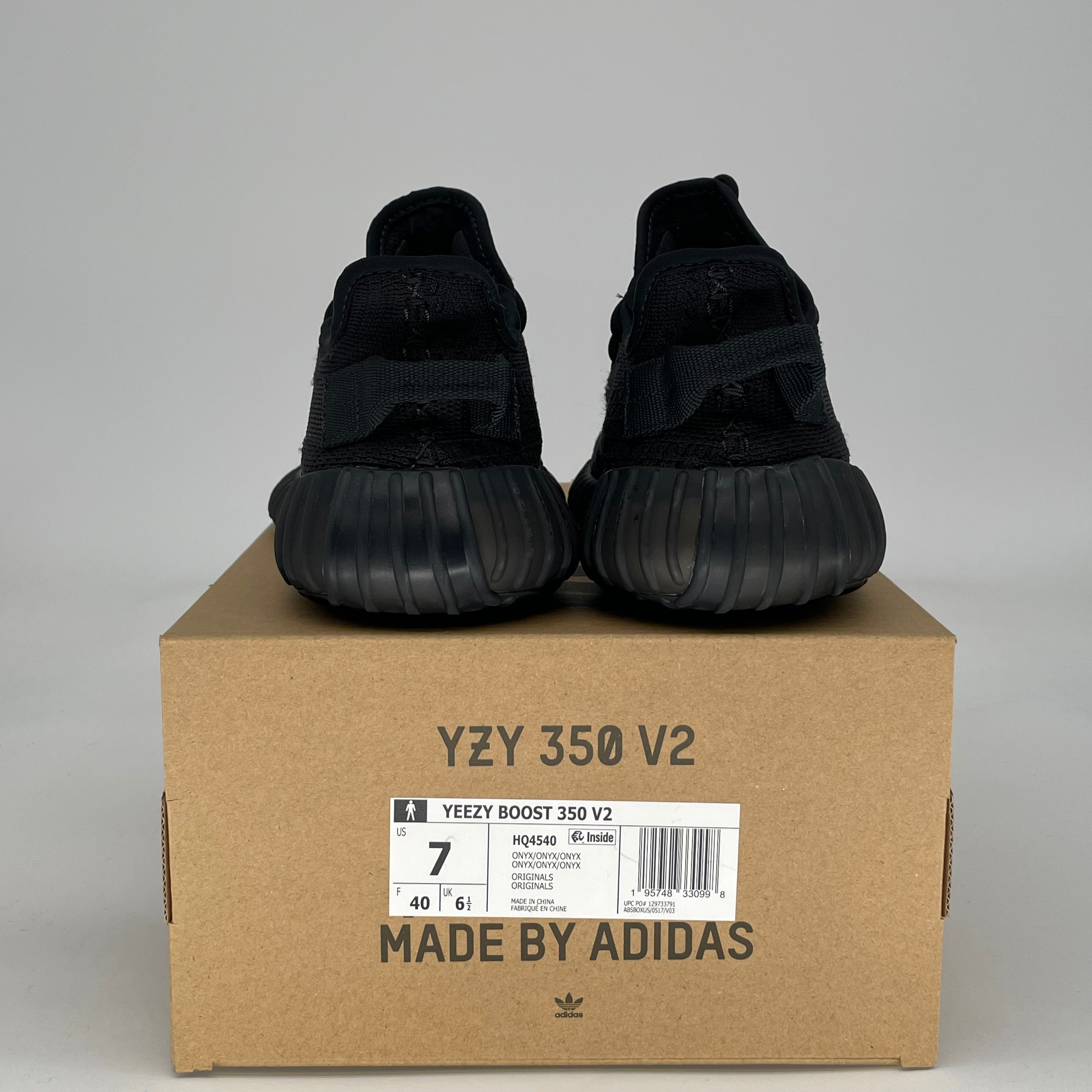 ADIDAS YEEZY 350 V2 ONYX HQ4540 SIZE 7/8.5W