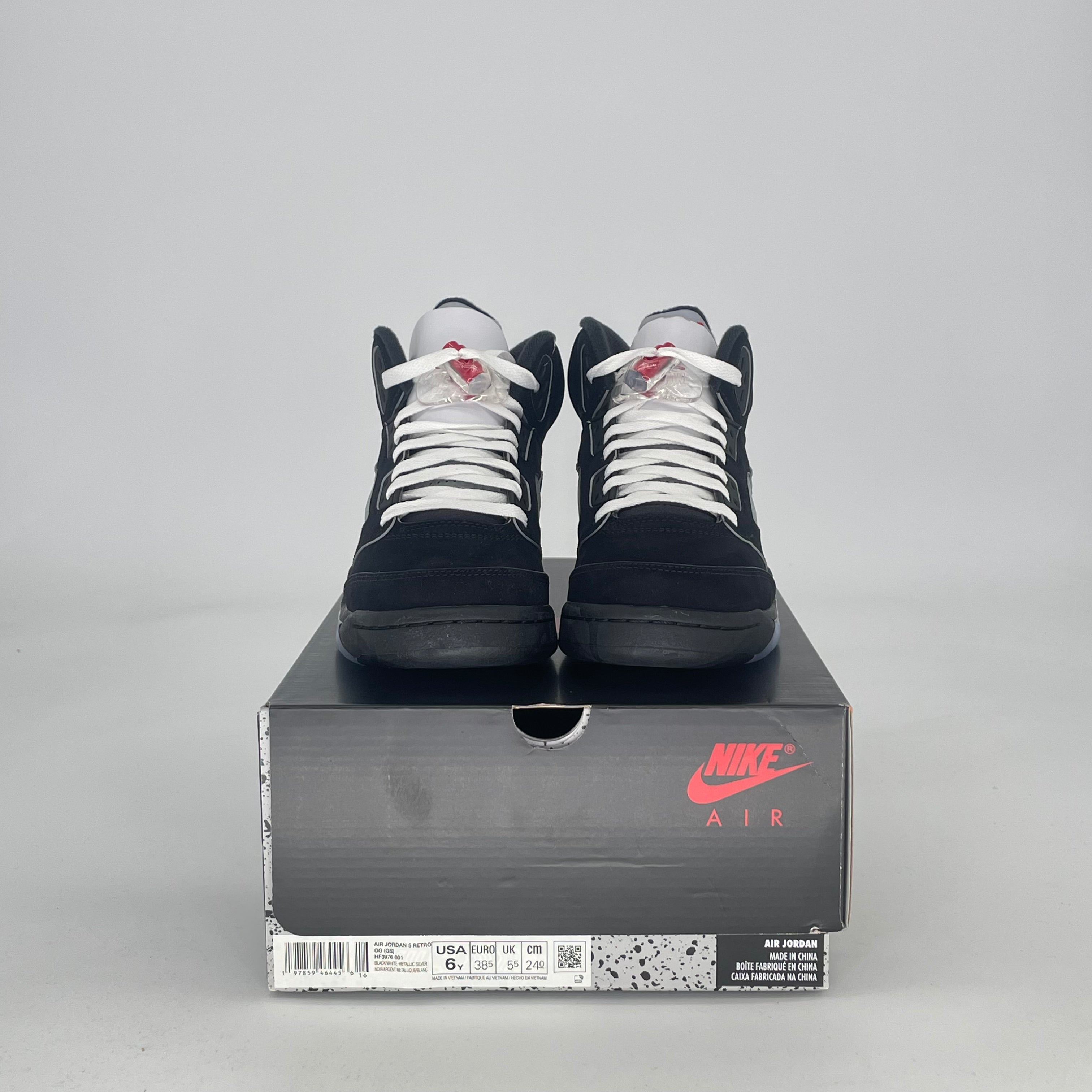 AIR JORDAN 5 BLACK METALLIC REIMAGINED HF3976-001 SIZE 6/7.5W GS