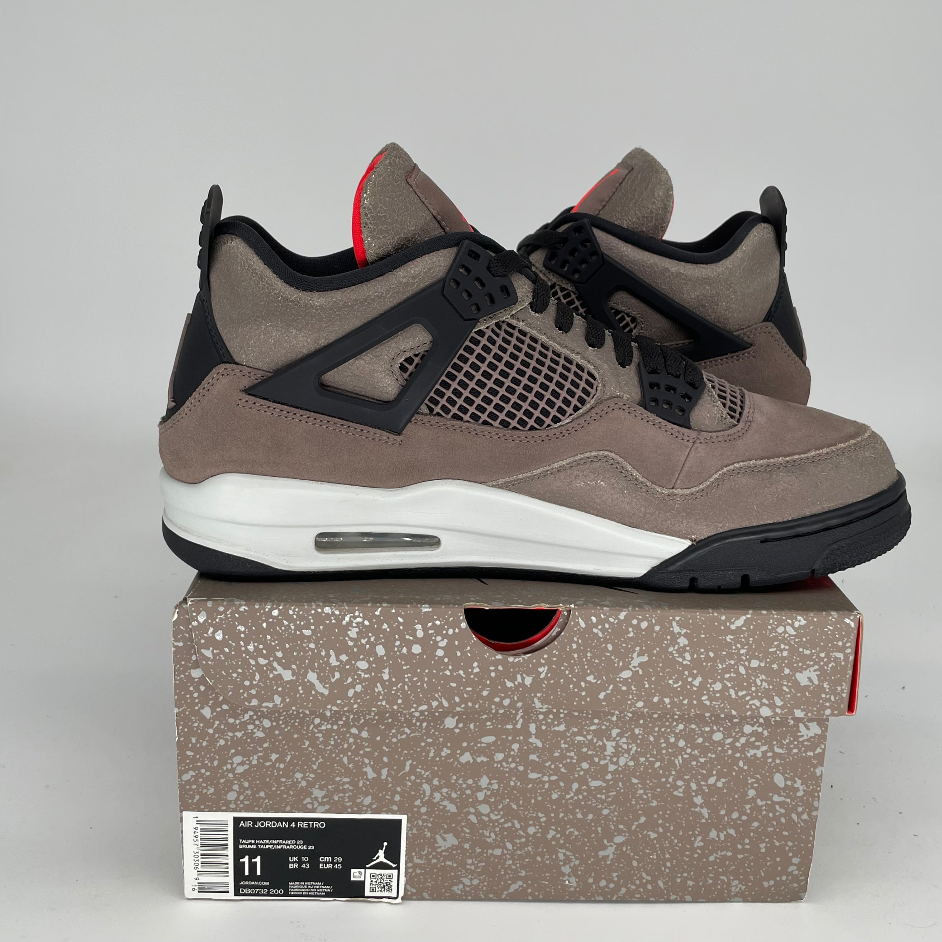 AIR JORDAN 4 TAUPE HAZE SIZE 11 DB0732-200