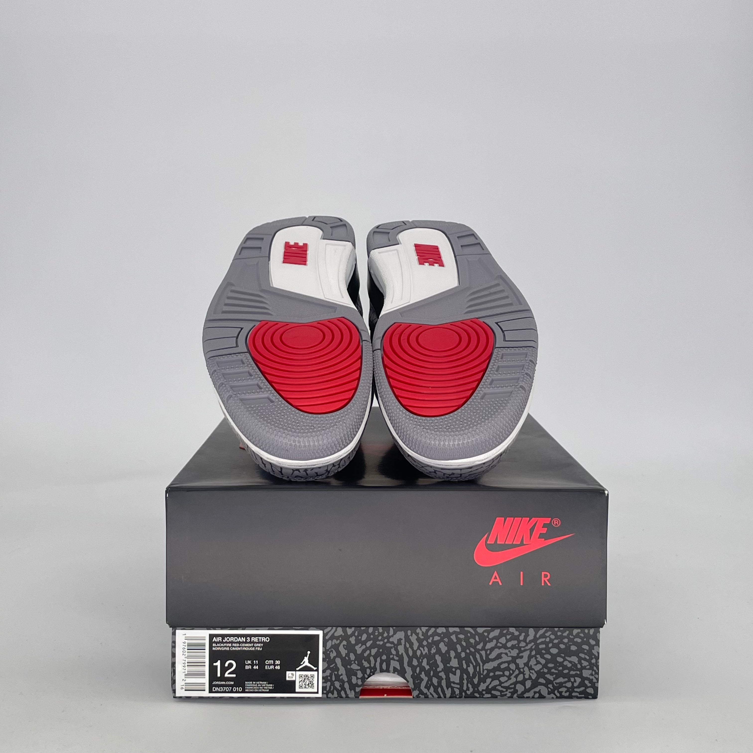 AIR JORDAN 3 BLACK CEMENT DN3707-010 SIZE 12/13.5W