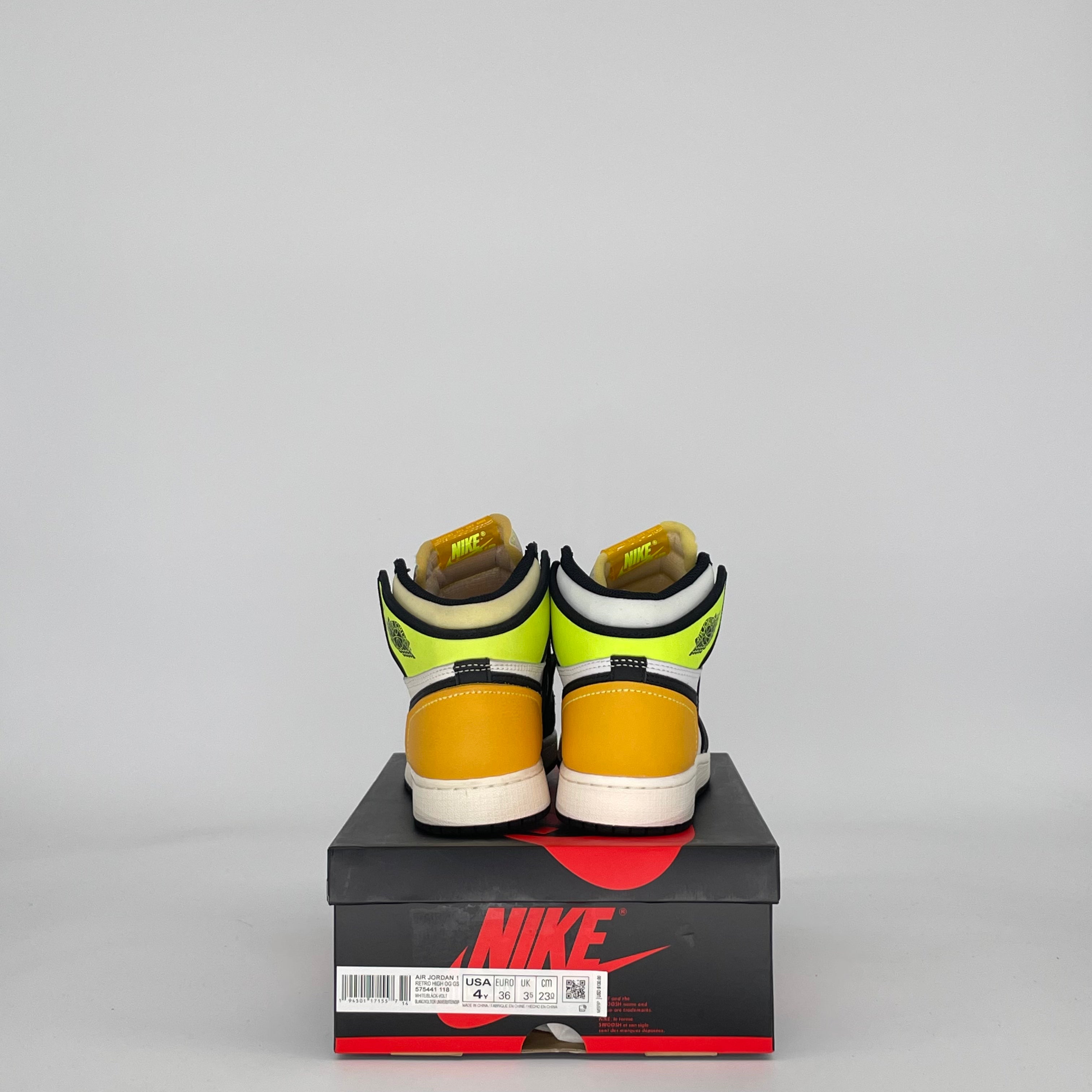 AIR JORDAN 1 WHITE BLACK VOLT UNIVERSITY GOLD 575441-118 SIZE 4/5.5W GS