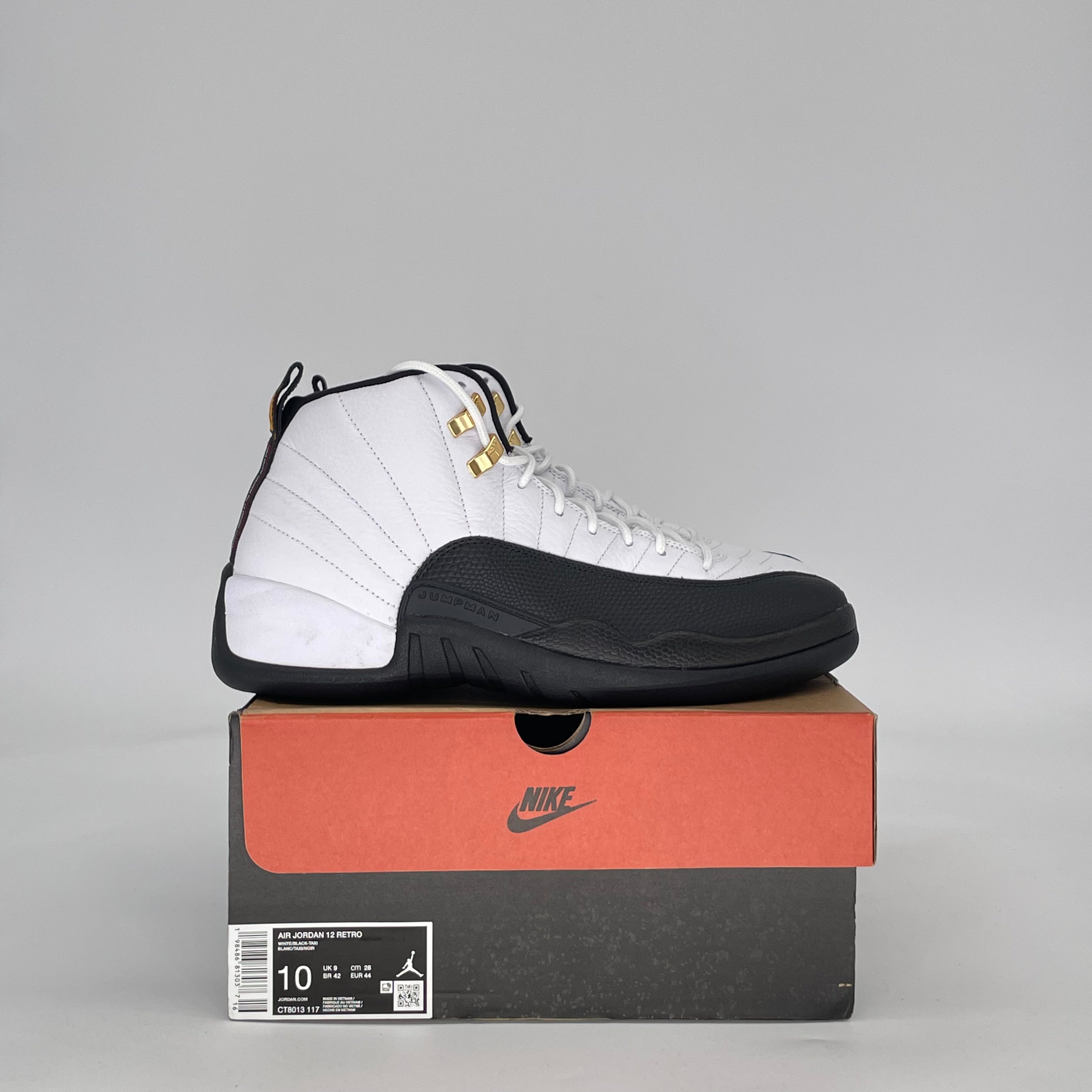 AIR JORDAN 12 TAXI CT8013-117 SIZE 10/11.5W
