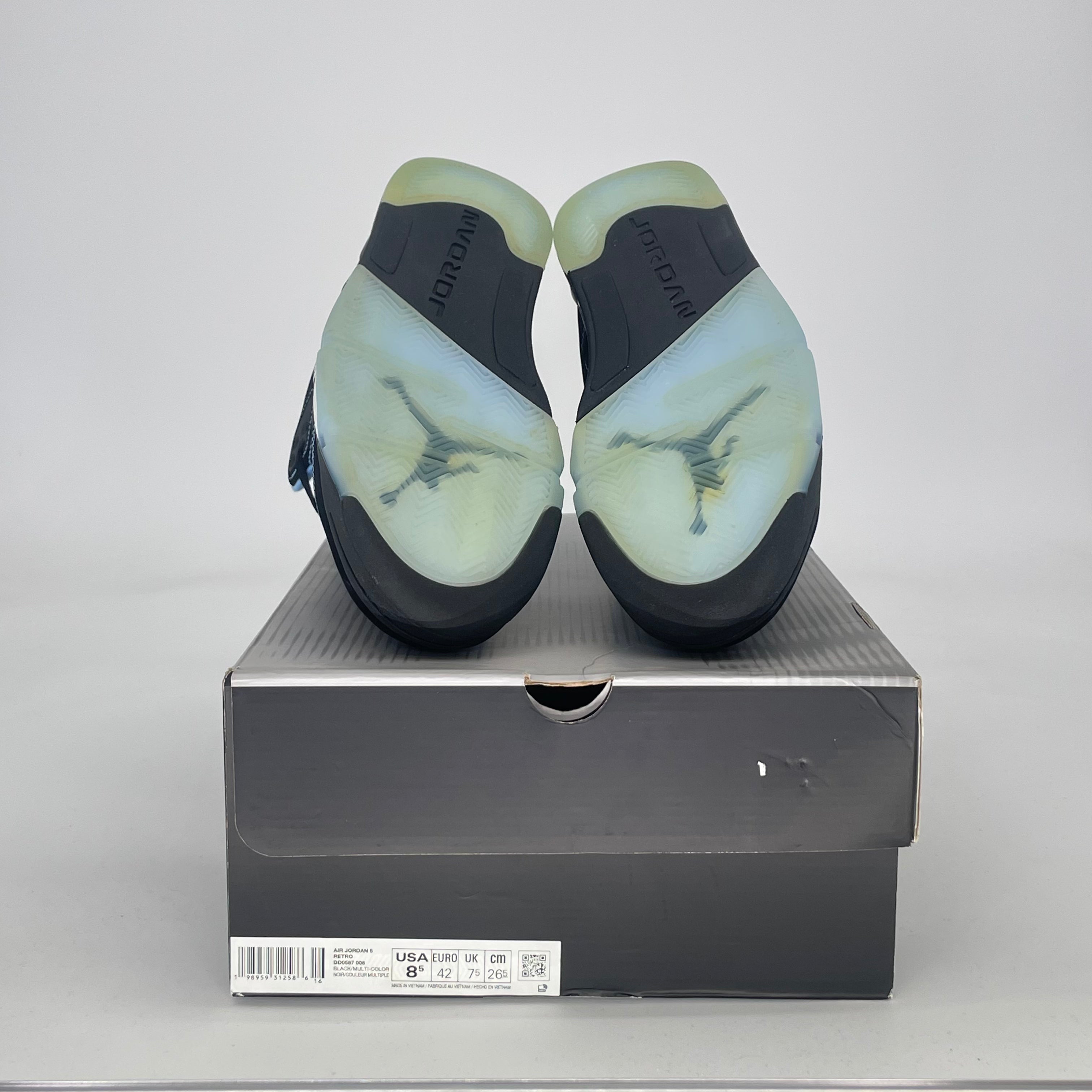 AIR JORDAN 5 BLACK UNIVERSITY BLUE DD0587-008 SIZE 8.5/10W