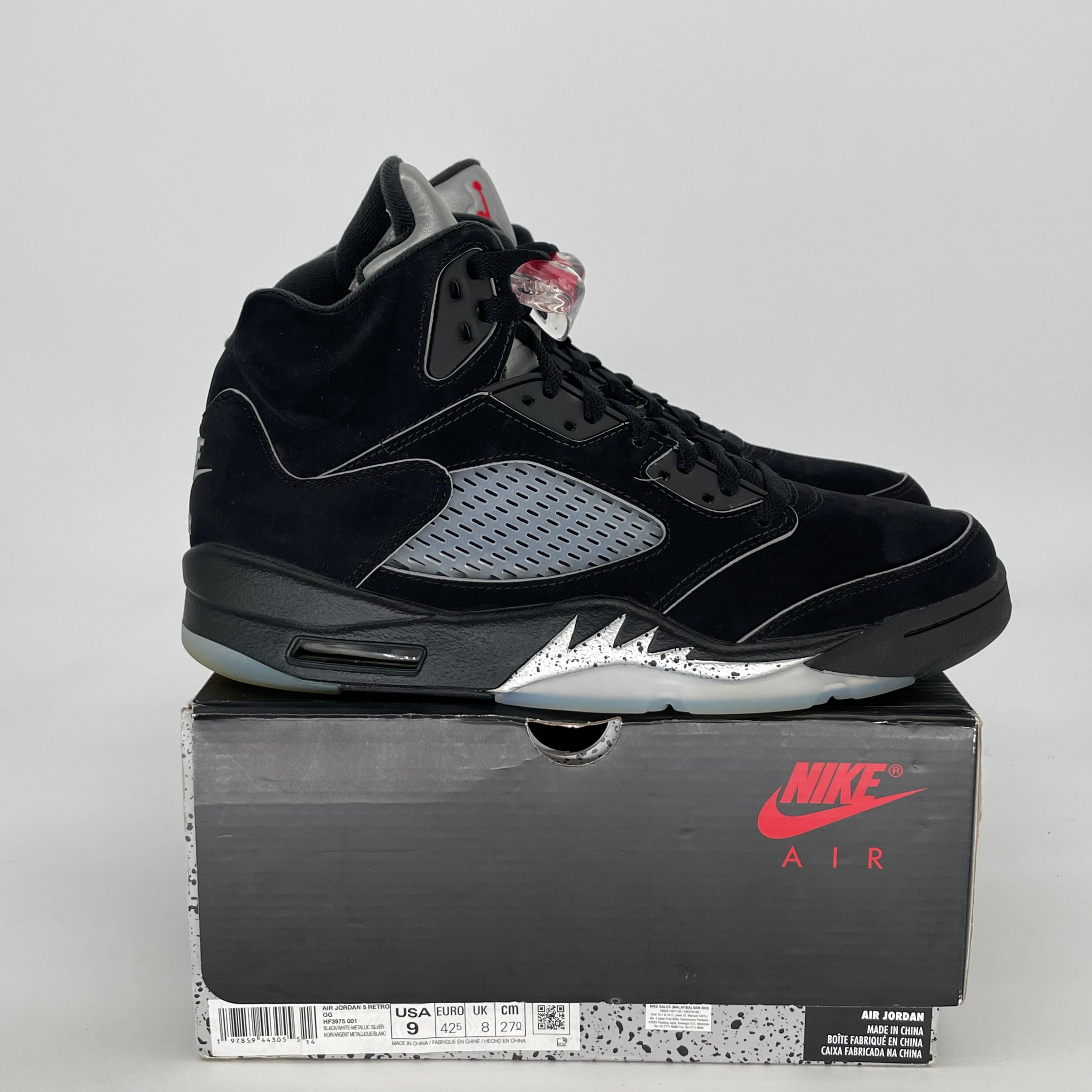 AIR JORDAN 5 BLACK METALLIC REIMAGINED HF3975-001 SIZE 9/10.5W