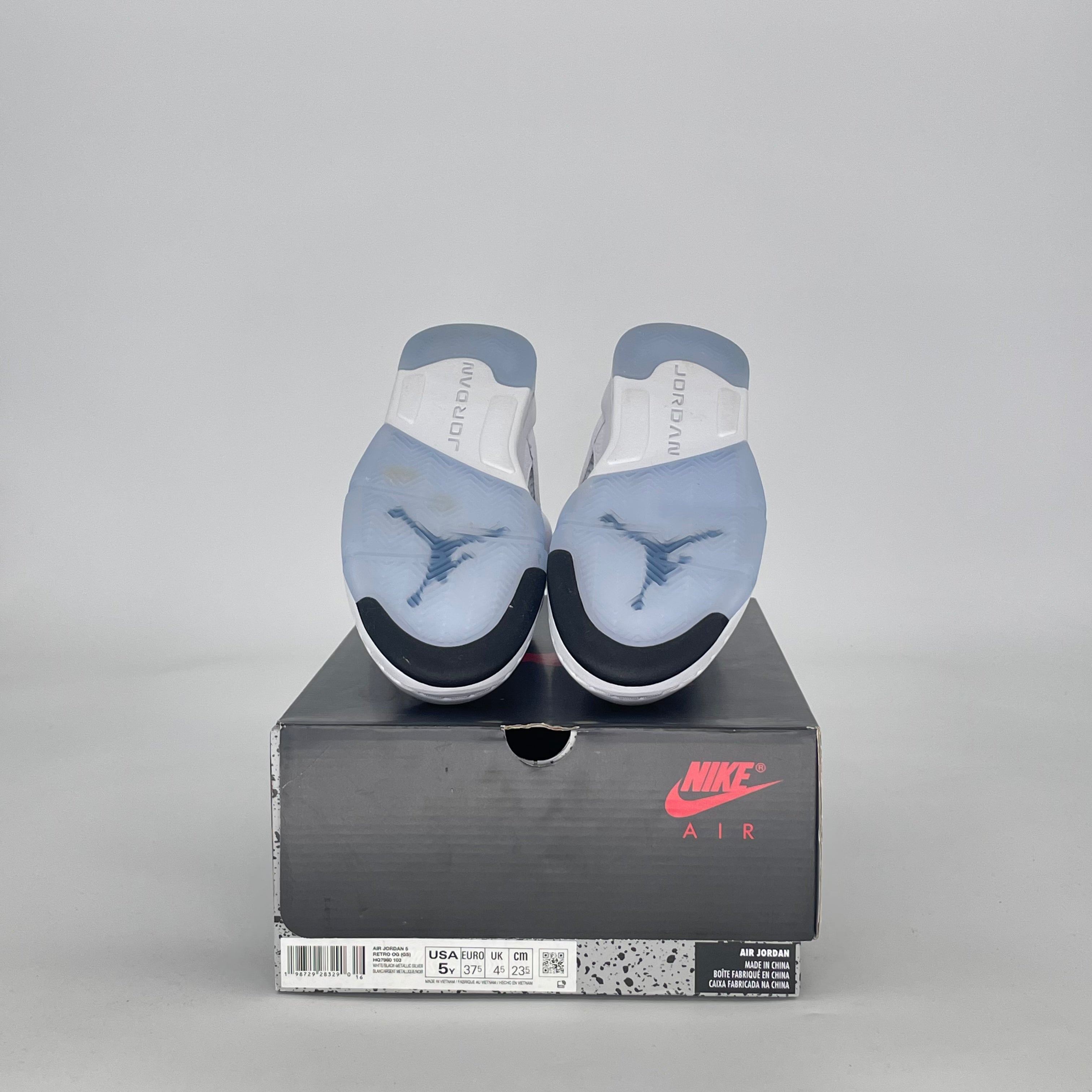 AIR JORDAN 5 WHITE METALLIC HQ7980-103 SIZE 5/6.5W GS