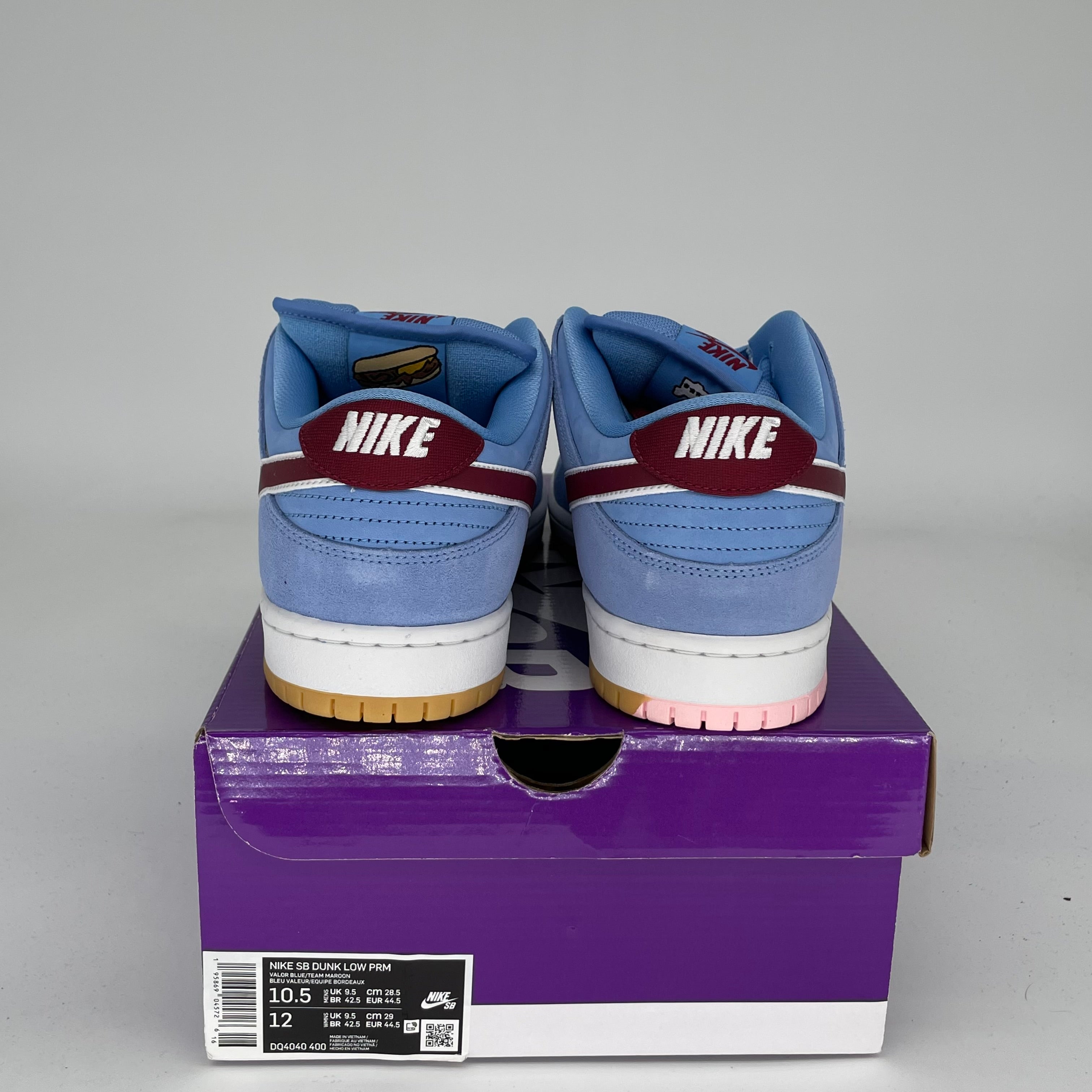 NIKE SB DUNK LOW PHILADELPHIA PHILLIES SIZE 10.5 DQ4040-400
