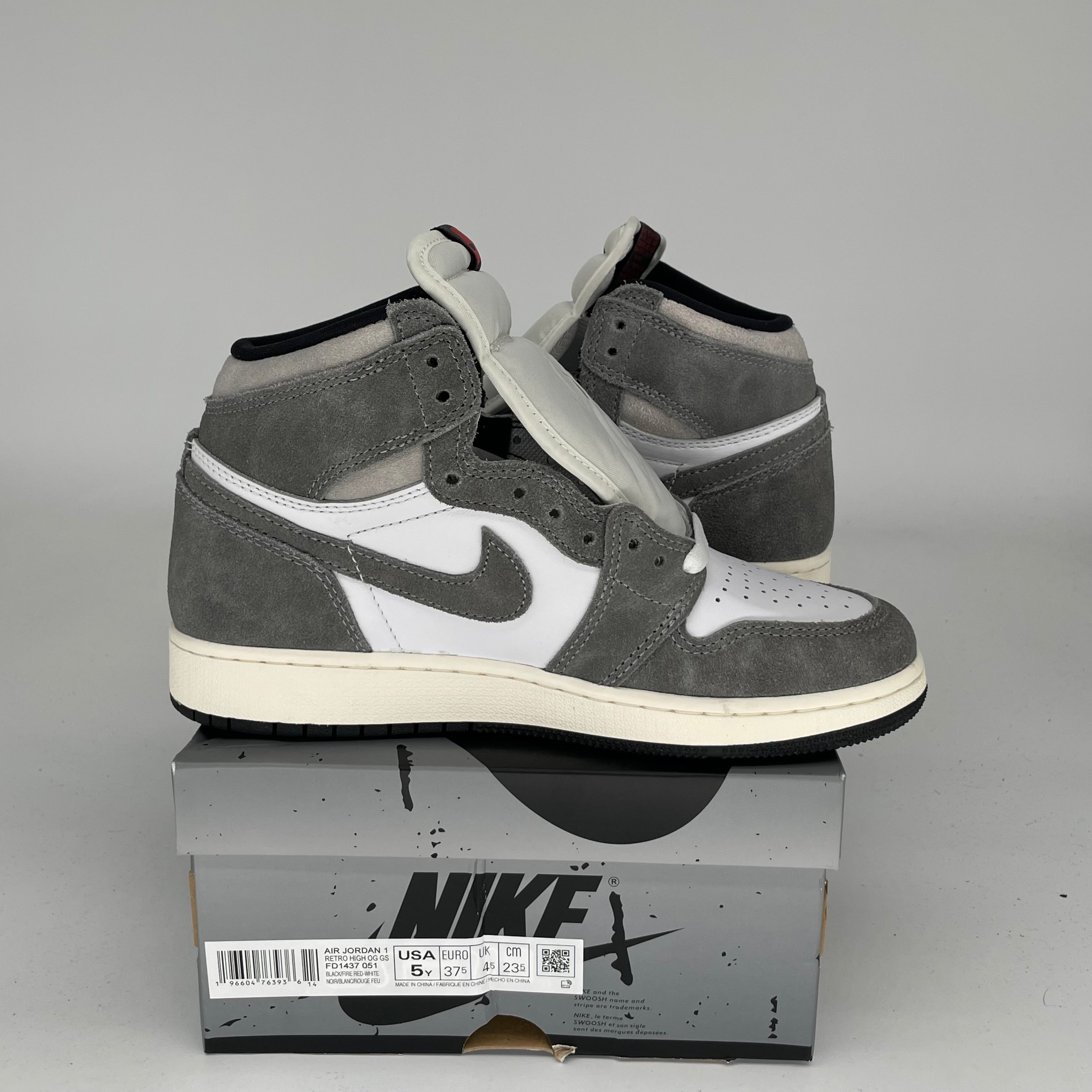 AIR JORDAN 1 WASHED BLACK SIZE 5Y FD1437-051