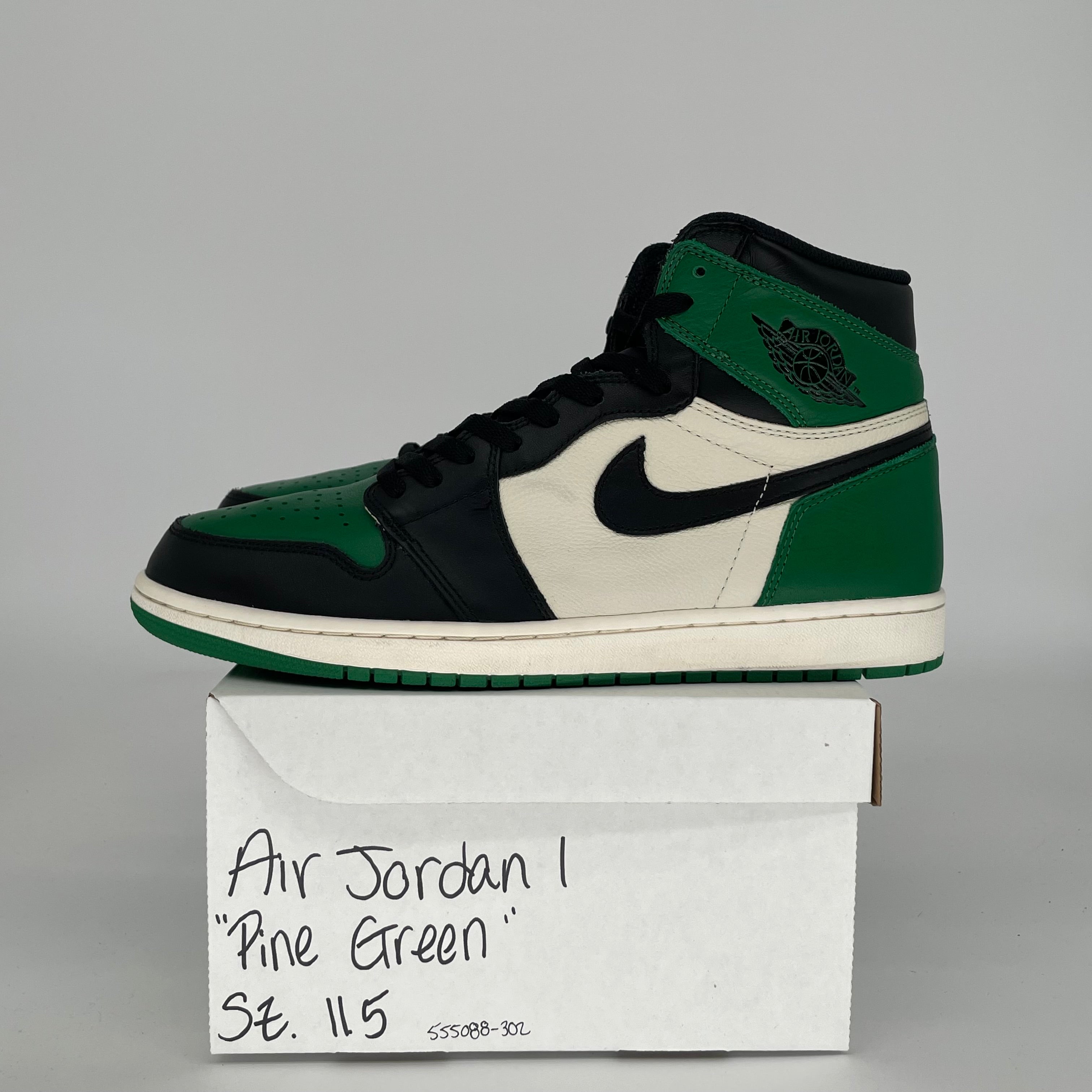 AIR JORDAN 1 PINE GREEN 555088-302 SIZE 11.5/13W