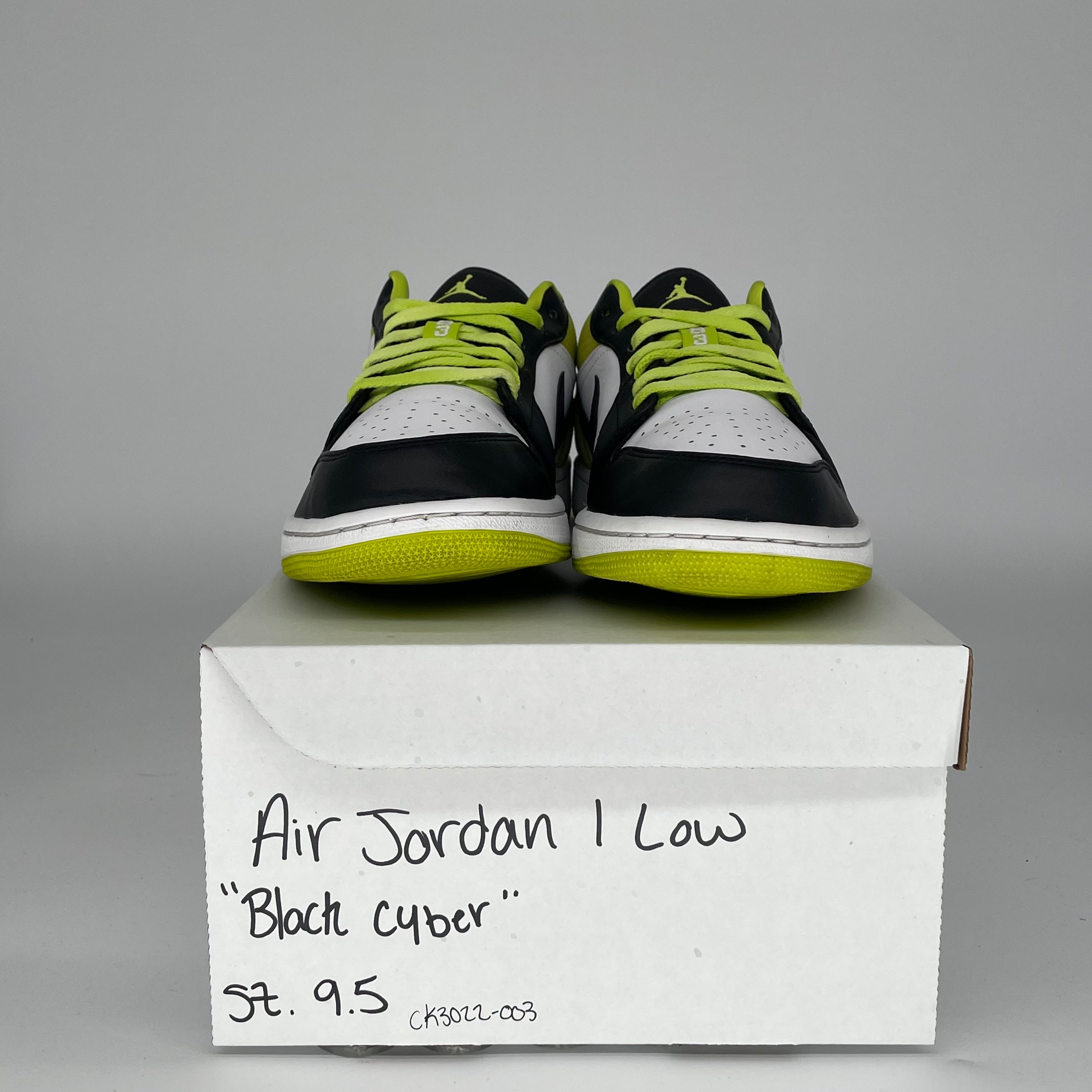 AIR JORDAN 1 LOW BLACK CYBER SIZE 9.5 CK3022-003
