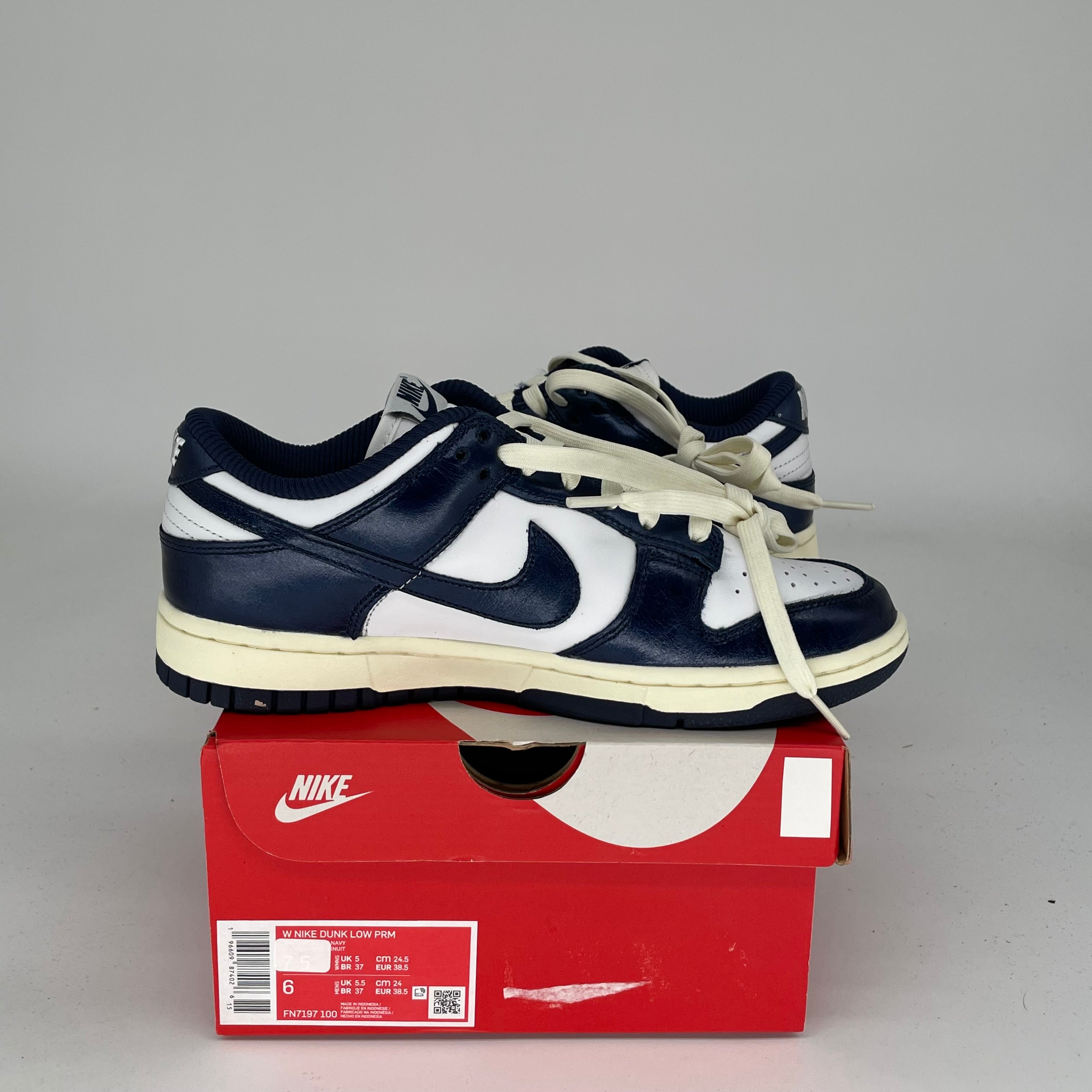NIKE DUNK LOW VINTAGE NAVY W SIZE 6/7.5W FN7197-100