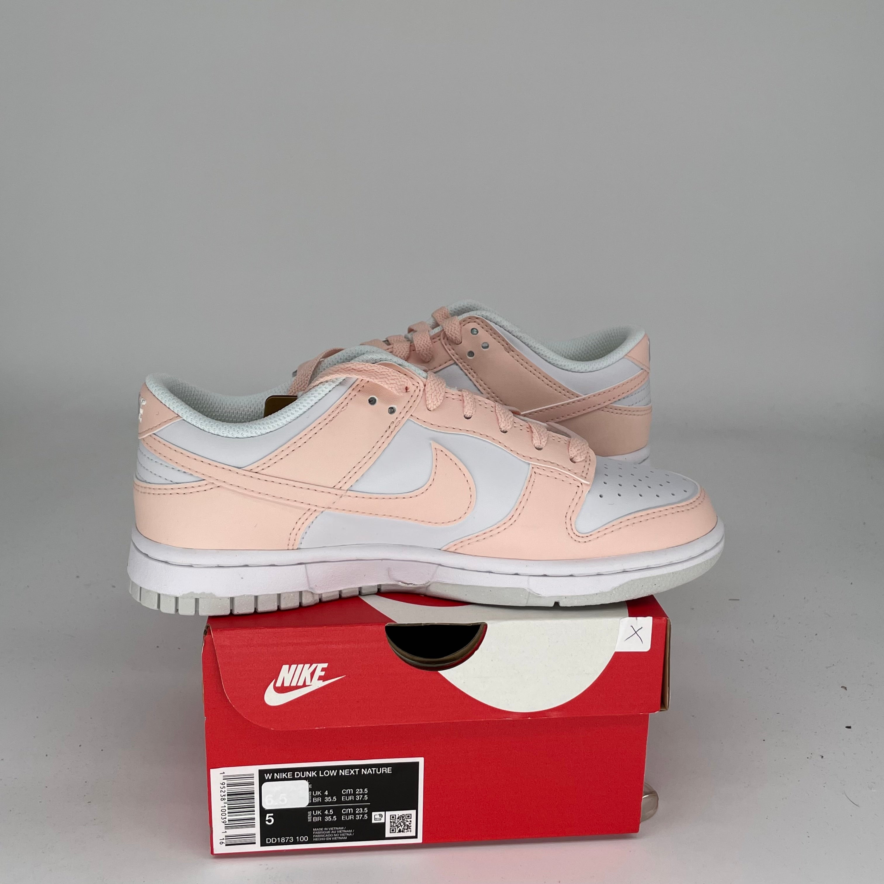 NIKE DUNK LOW NEXT NATURE PALE CORAL W SIZE 5/6.5W DD1873-100
