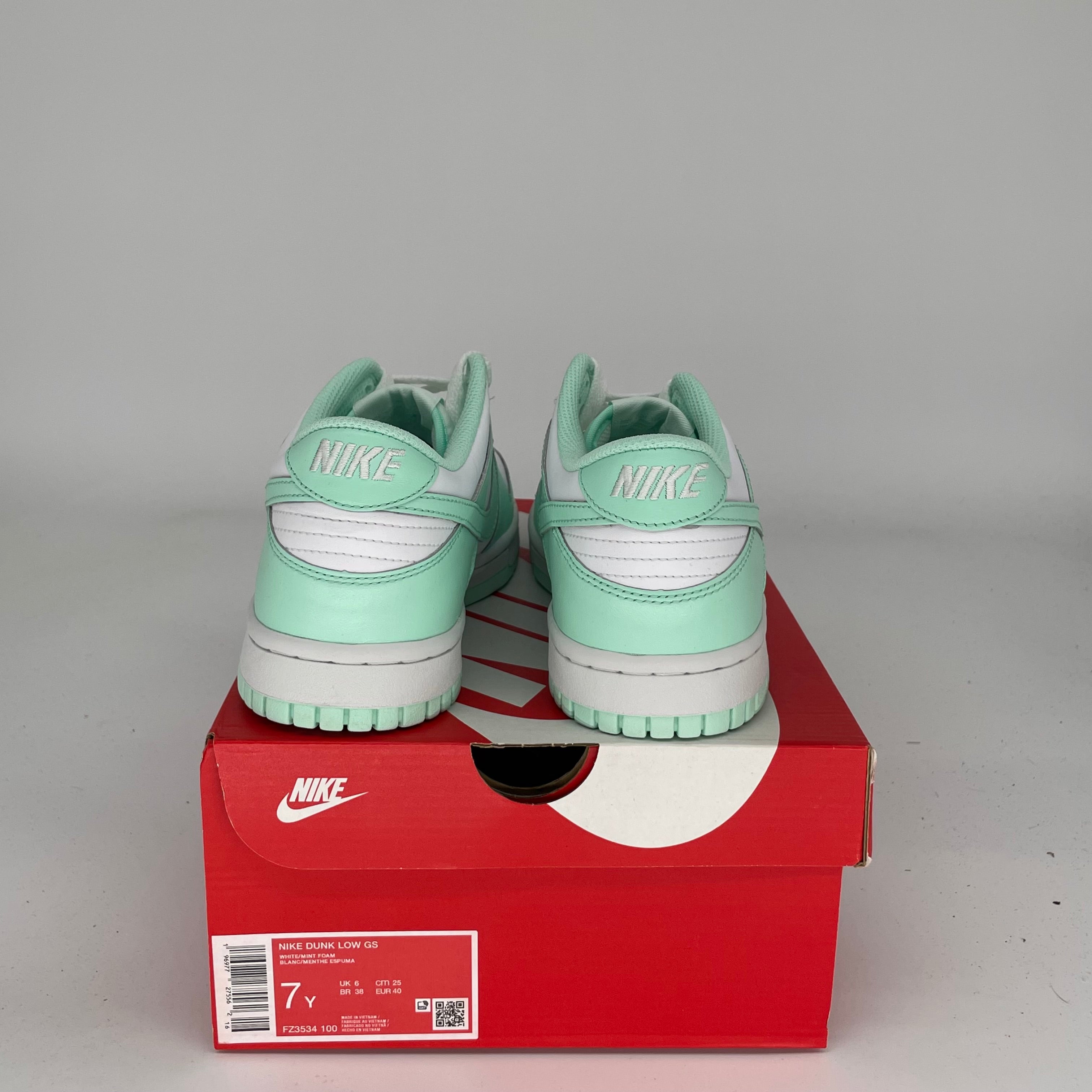 NIKE DUNK LOW MINT FOAM SIZE 7Y FZ3534-100