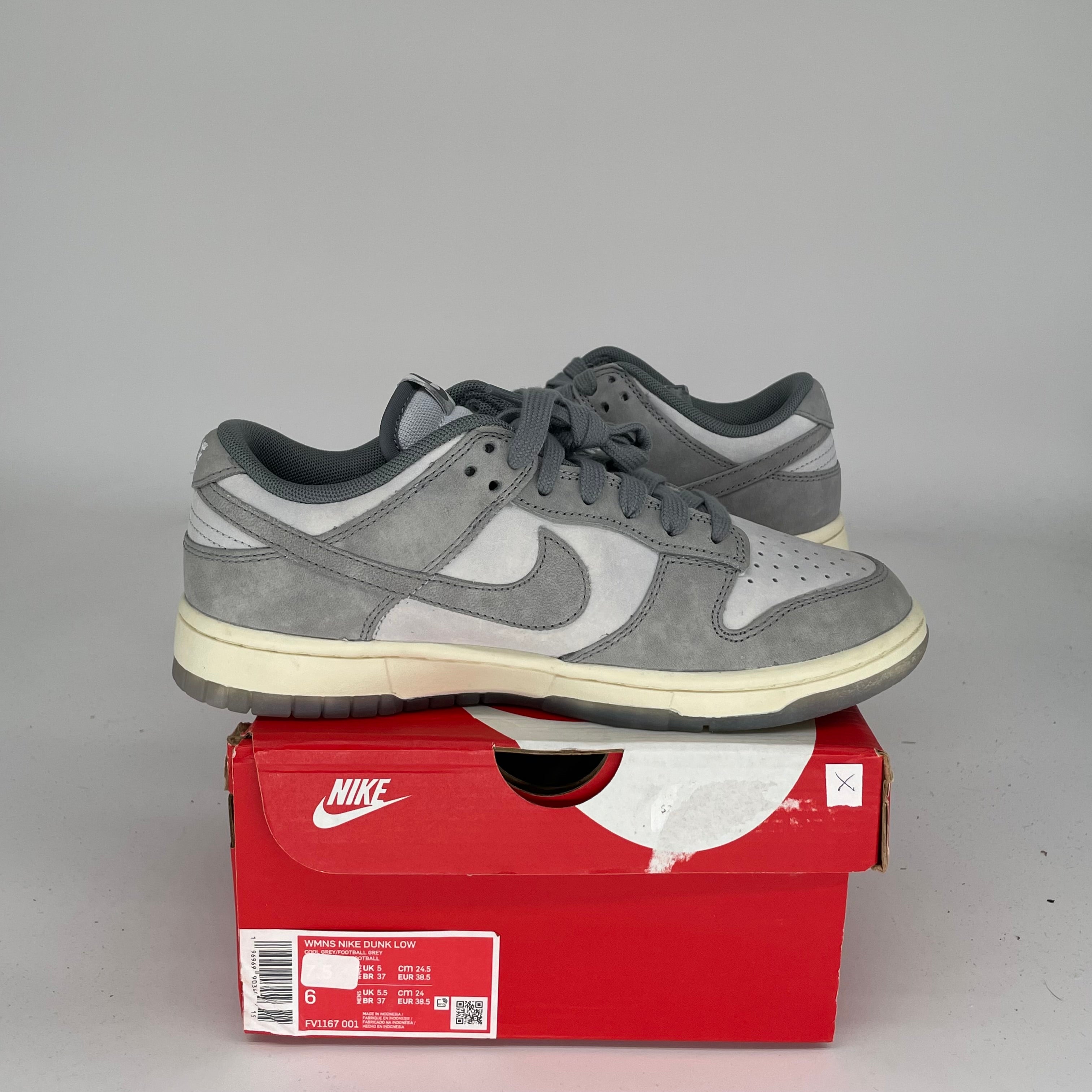 NIKE DUNK LOW COOL GREY FOOTBALL GREY W SIZE 6/7.5W FV1167-001