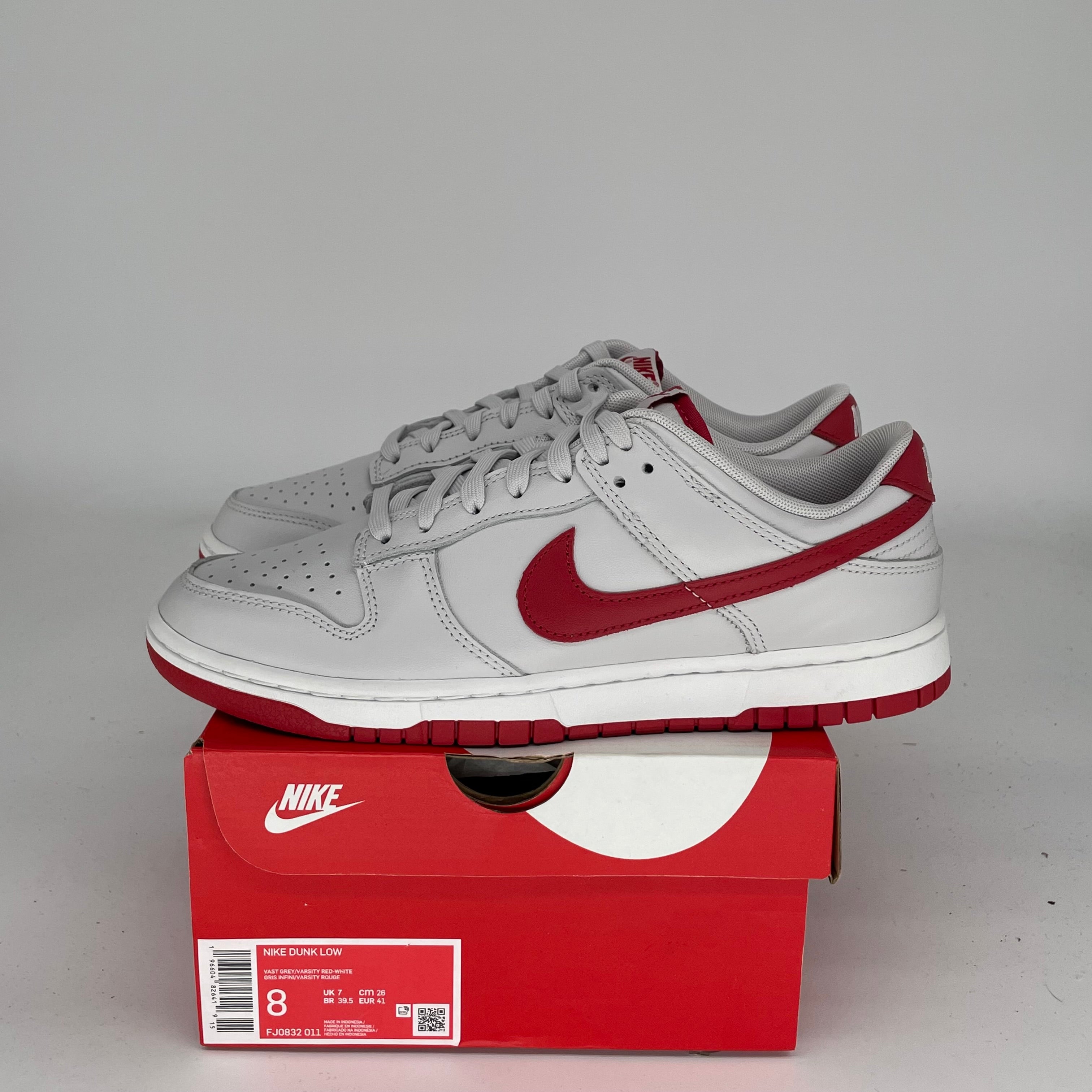 NIKE DUNK LOW VAST GREY VARSITY RED SIZE 8 FJ80832-011