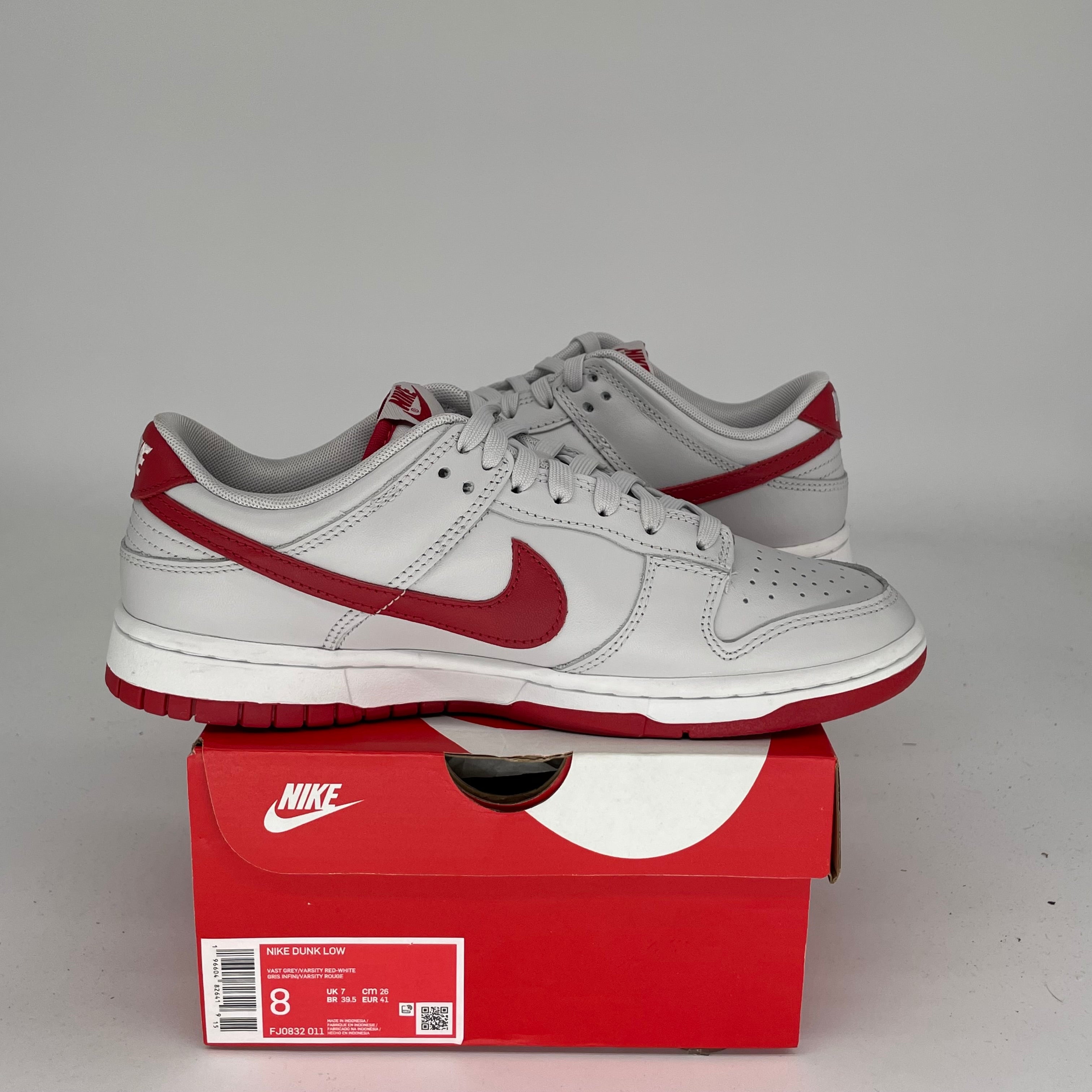 NIKE DUNK LOW VAST GREY VARSITY RED SIZE 8 FJ80832-011