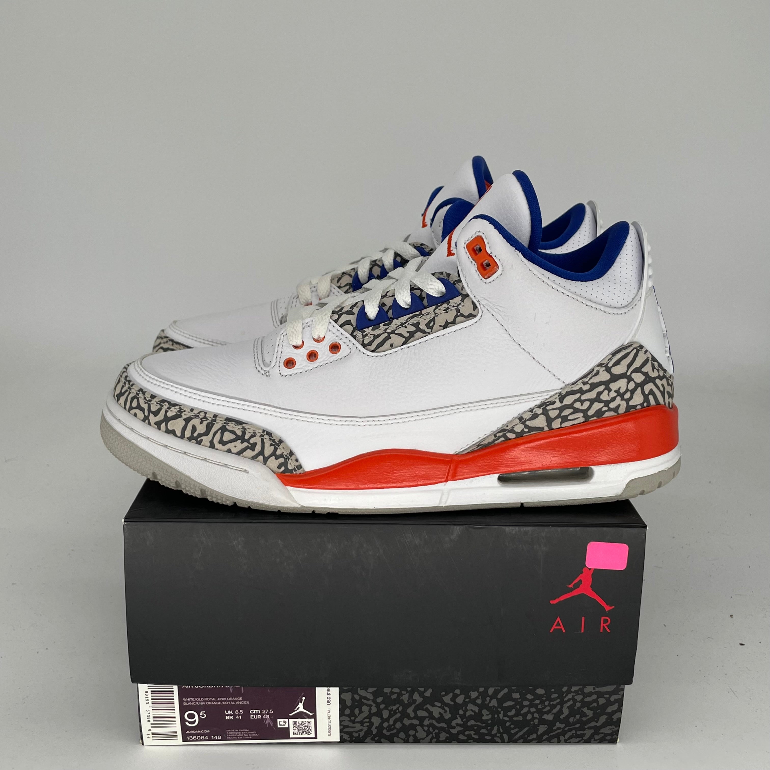 AIR JORDAN 3 KNICKS SIZE 9.5 136064-148