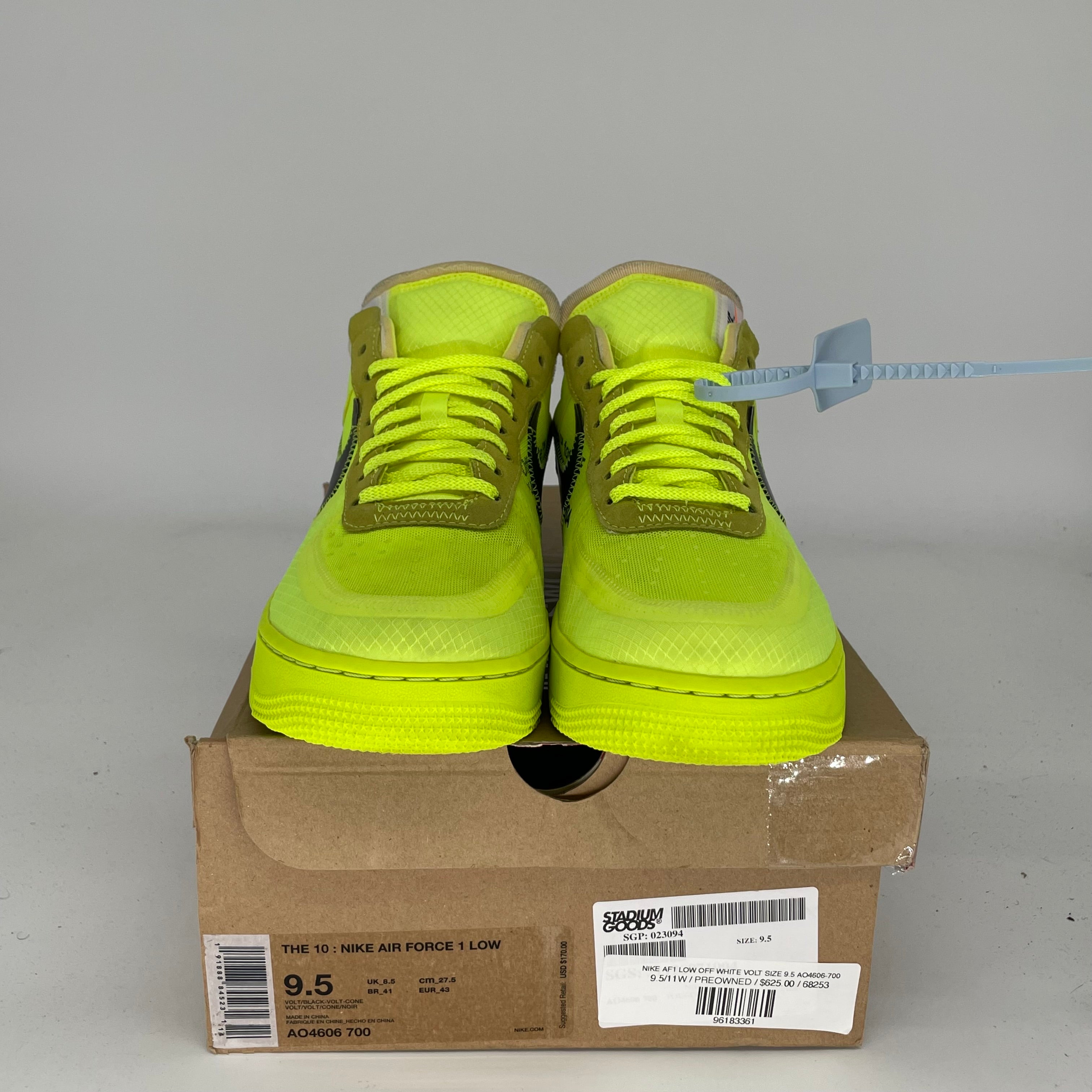 NIKE AIR FORCE 1 LOW OFF WHITE VOLT SIZE 9.5 AO4606-700