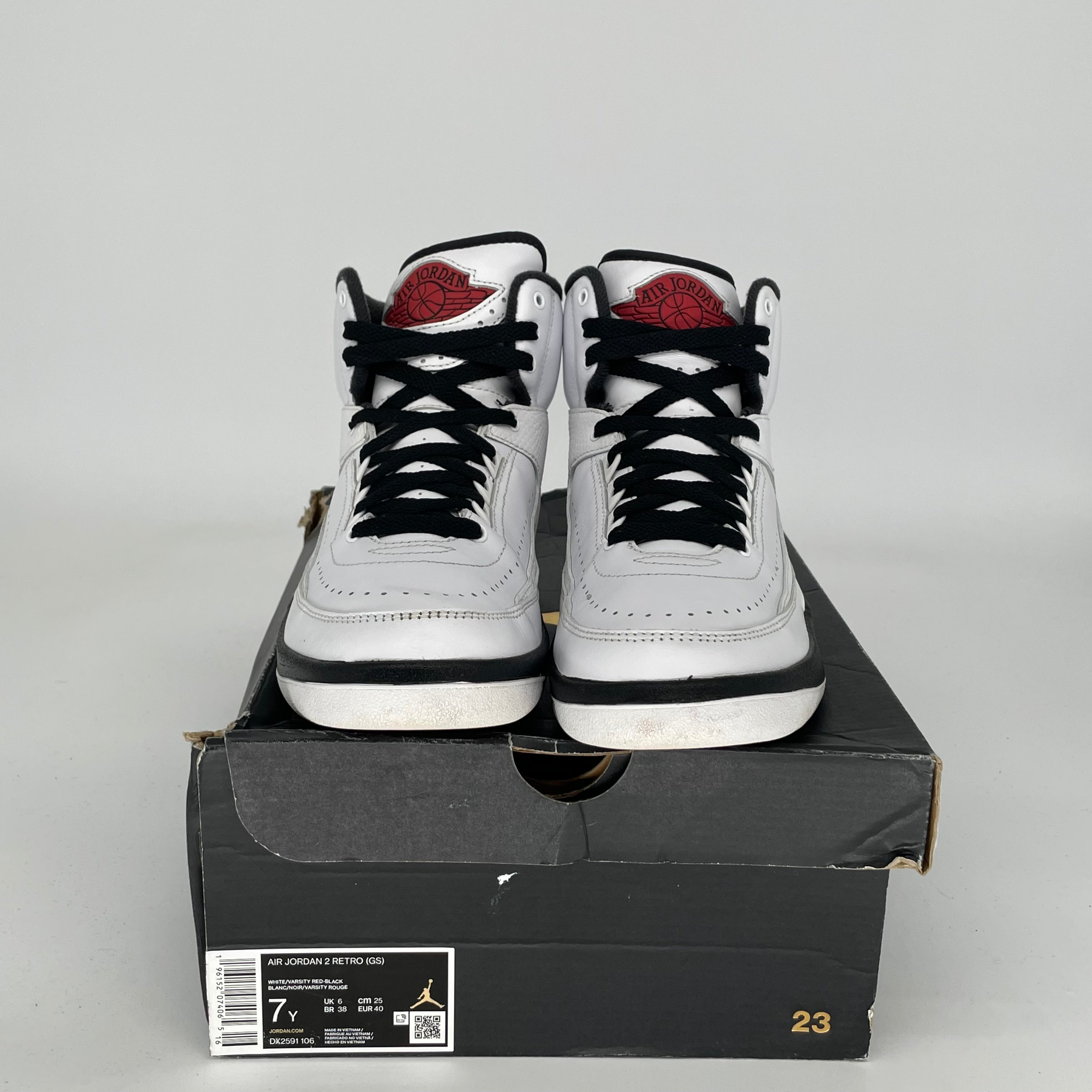 AIR JORDAN 2 CHICAGO SIZE 7Y DX2591-106