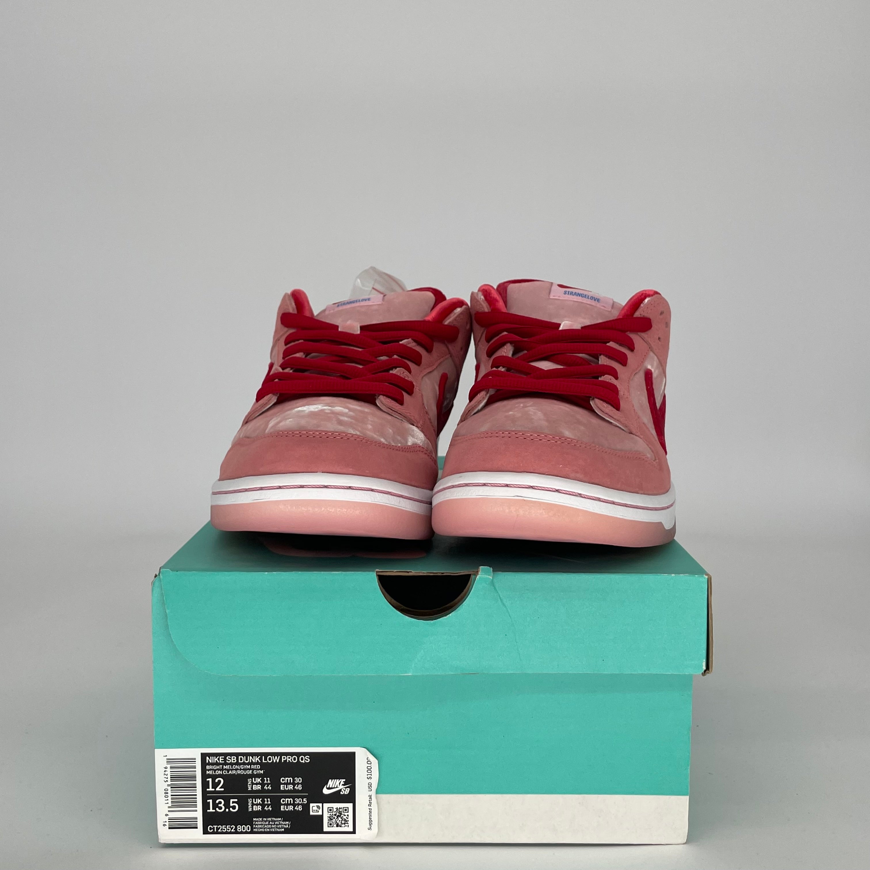 NIKE SB DUNK LOW STRANGE LOVE SIZE 12 CT2552-800