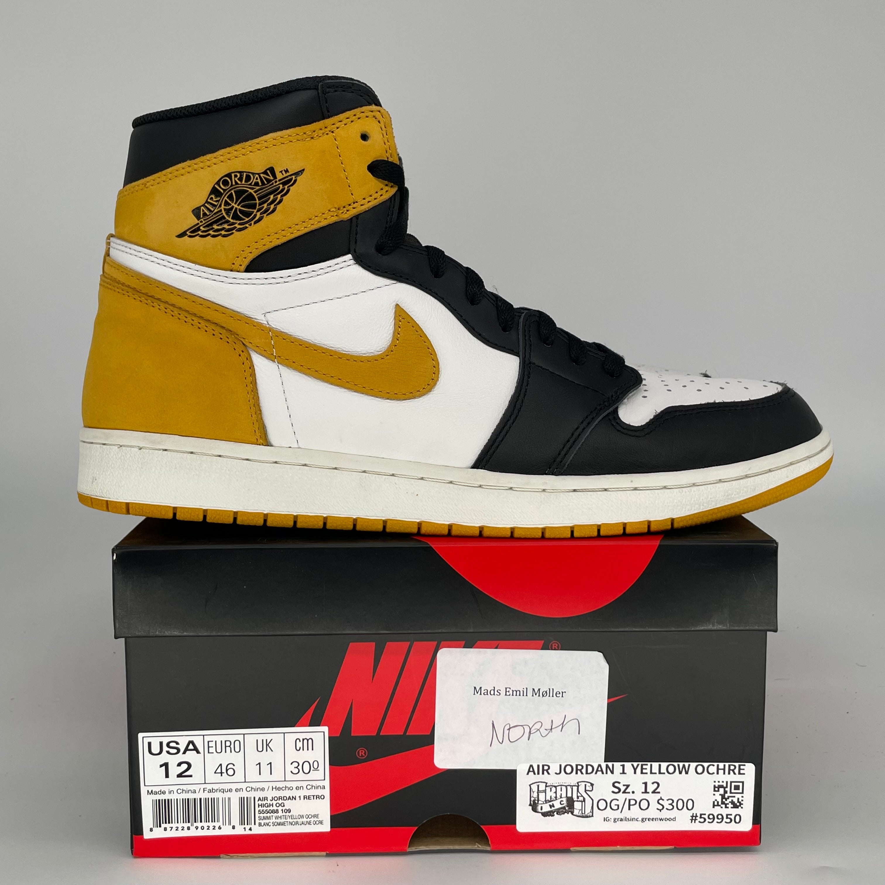 AIR JORDAN 1 YELLOW OCHER SIZE 12/13.5W 555088-109