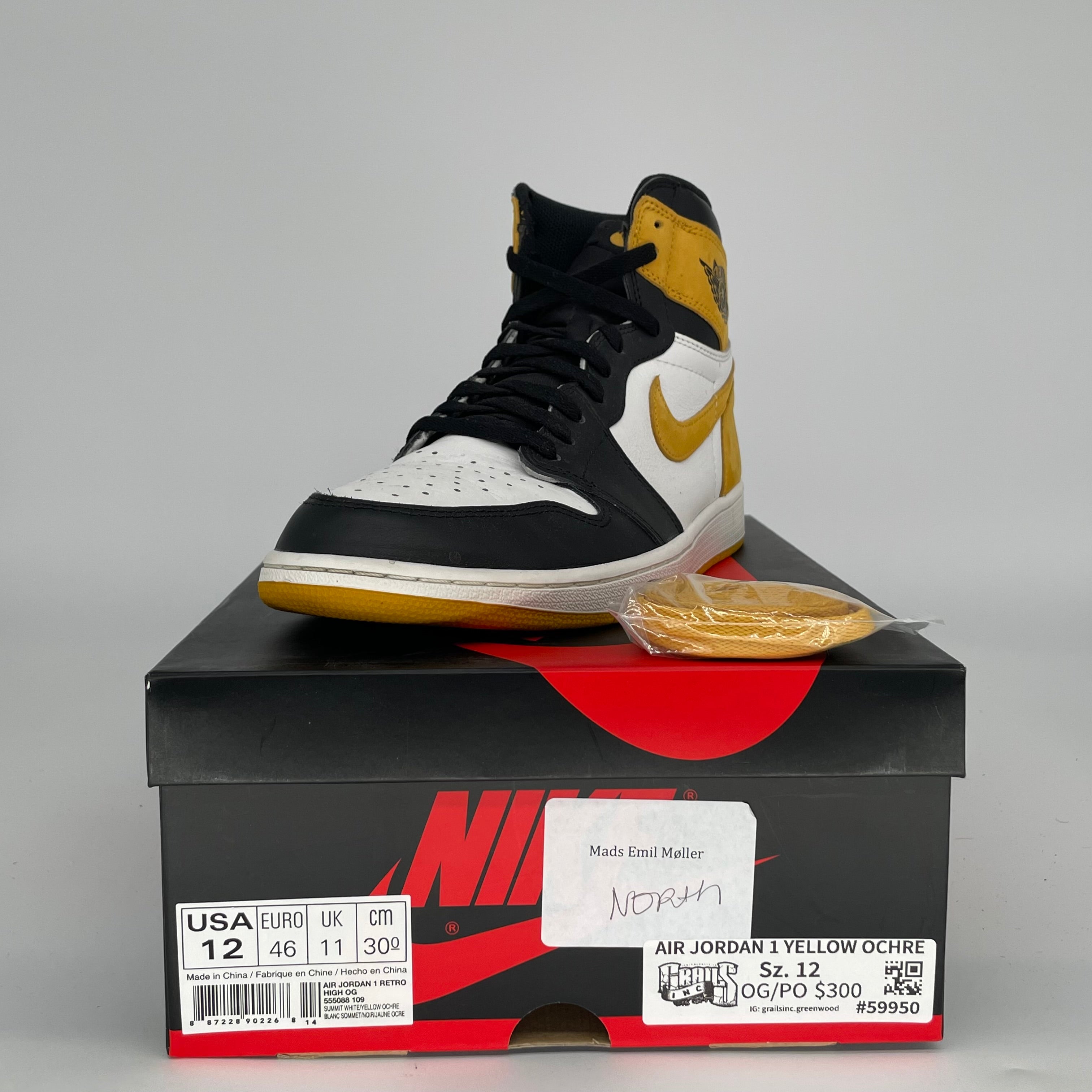 AIR JORDAN 1 YELLOW OCHER SIZE 12/13.5W 555088-109