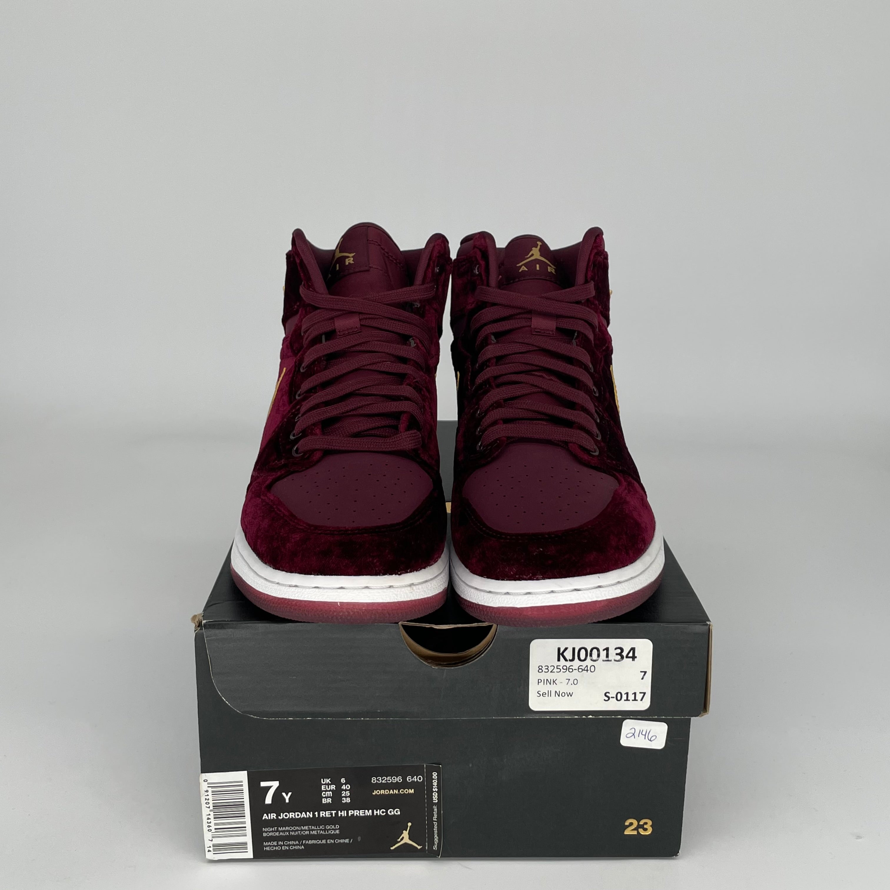AIR JORDAN 1 HEIRESS NIGHT MAROON SIZE 7Y 832596-640