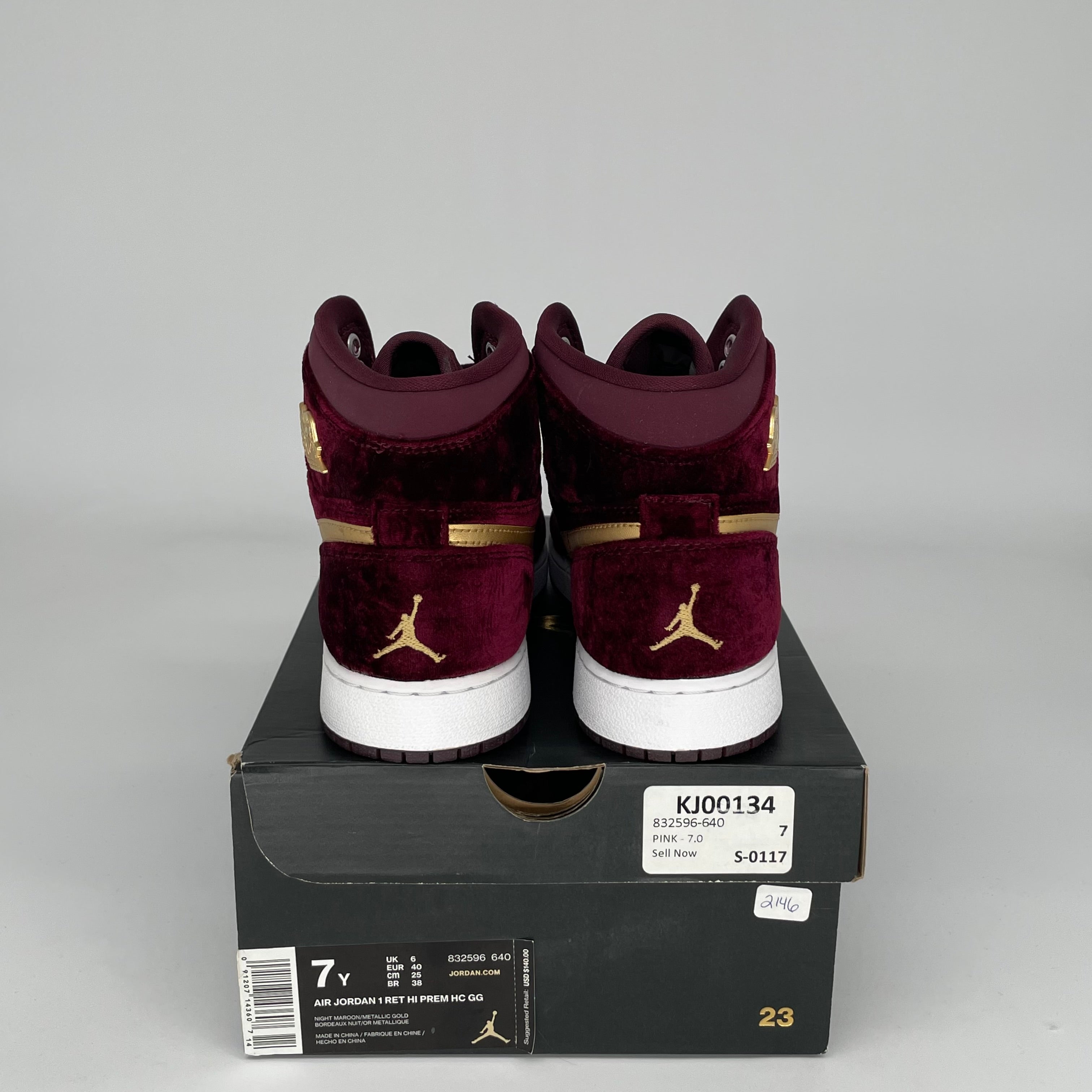 AIR JORDAN 1 HEIRESS NIGHT MAROON SIZE 7Y 832596-640