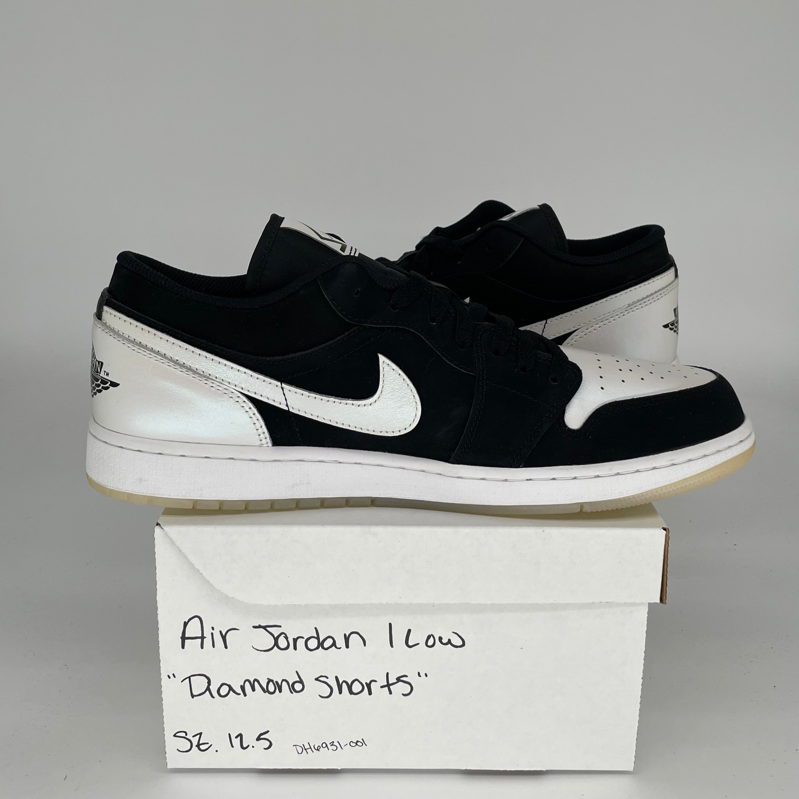 AIR JORDAN 1 LOW DIAMOND SHORTS SIZE 12.5 DH6931-001